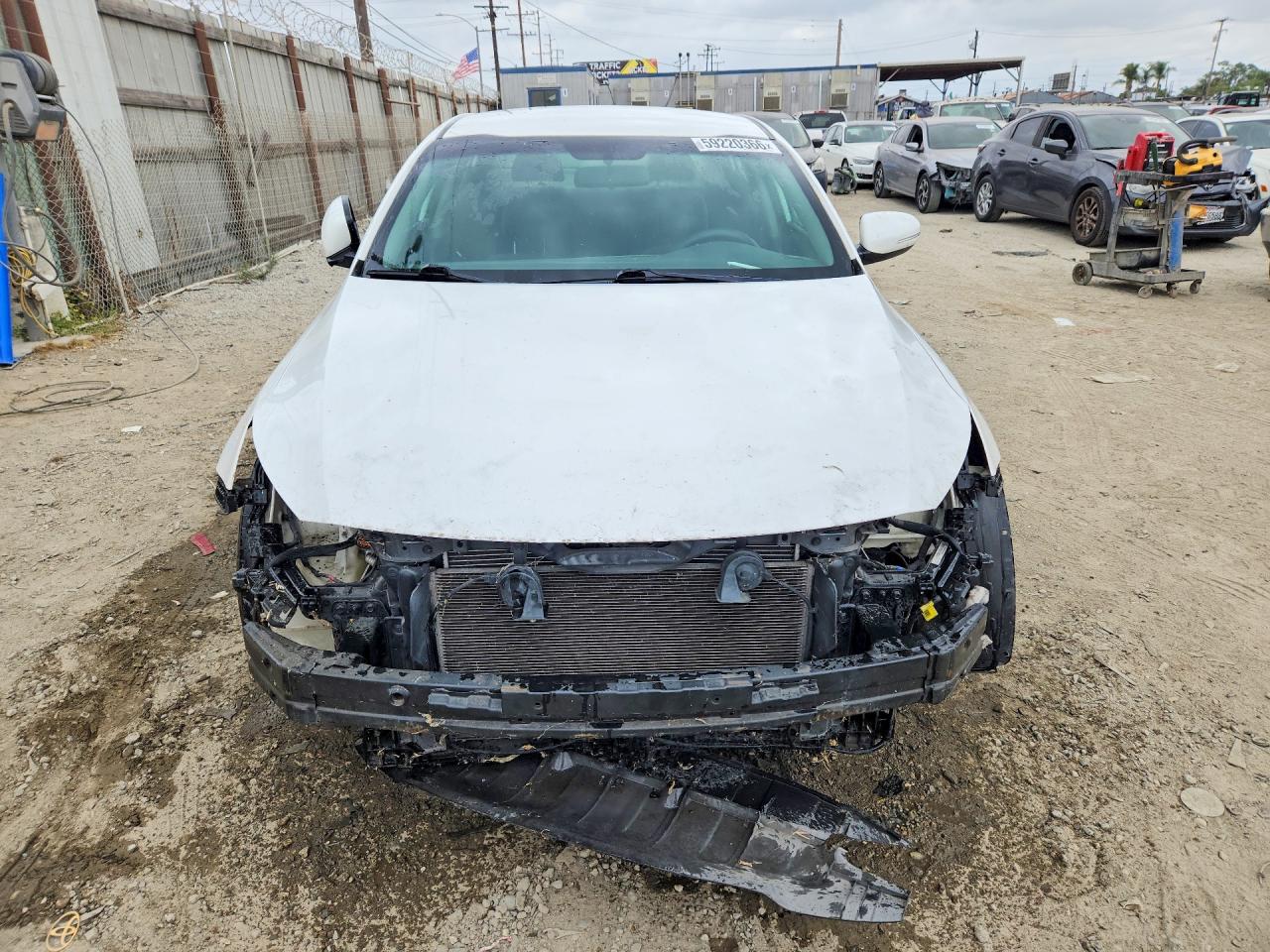 2015 Kia Optima Lx White vin: KNAGM4A79F5664019