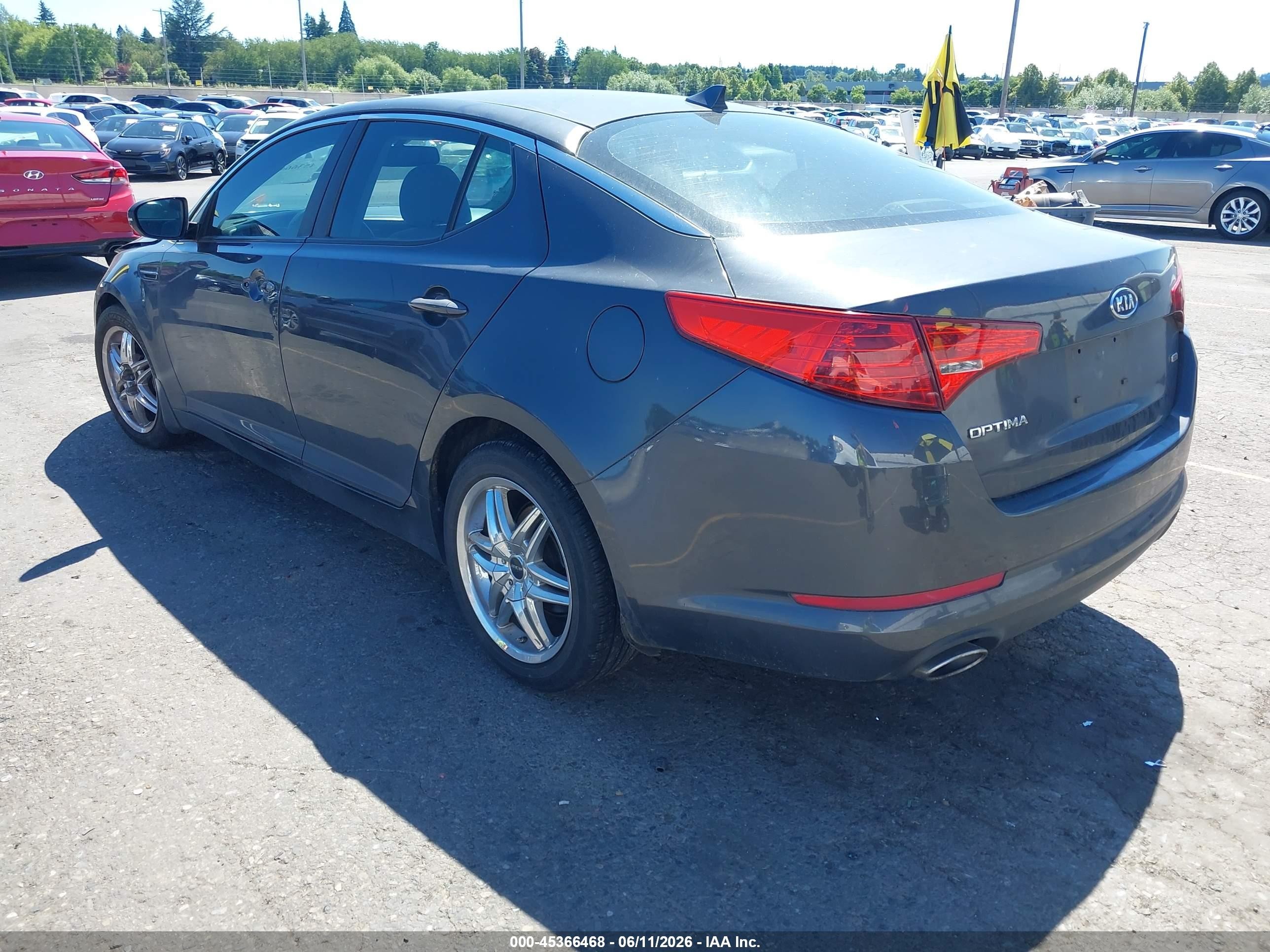 2011 Kia Optima Lx Gray vin: KNAGM4A7XB5069772