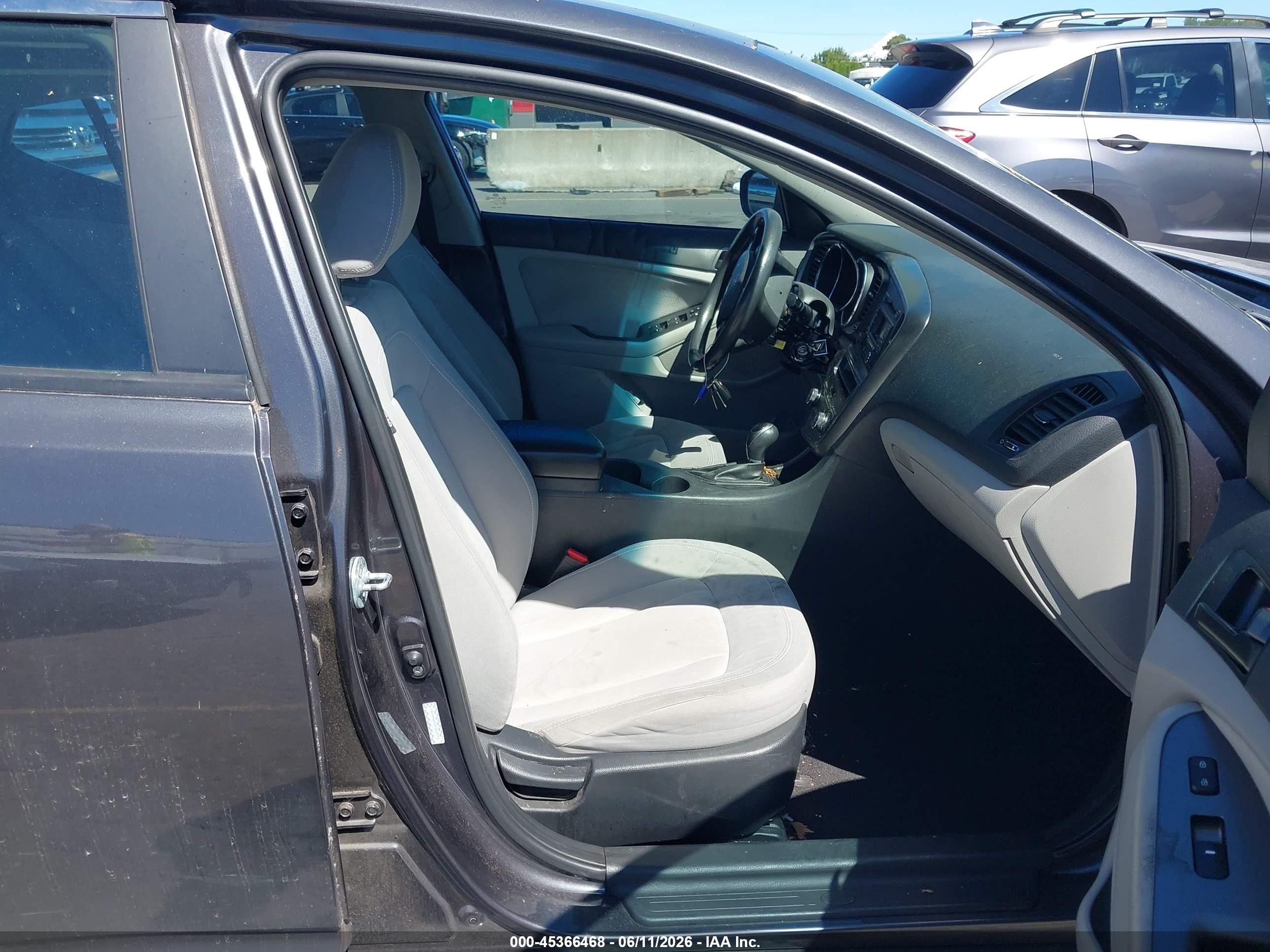 2011 Kia Optima Lx Gray vin: KNAGM4A7XB5069772