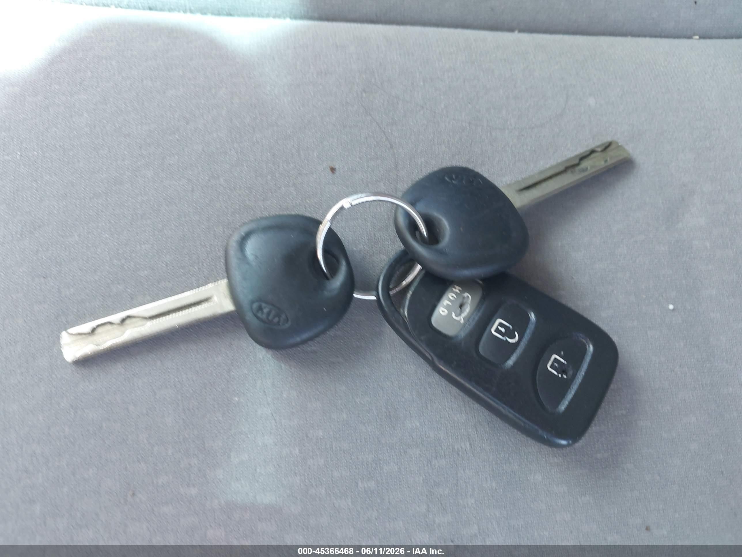 2011 Kia Optima Lx Gray vin: KNAGM4A7XB5069772