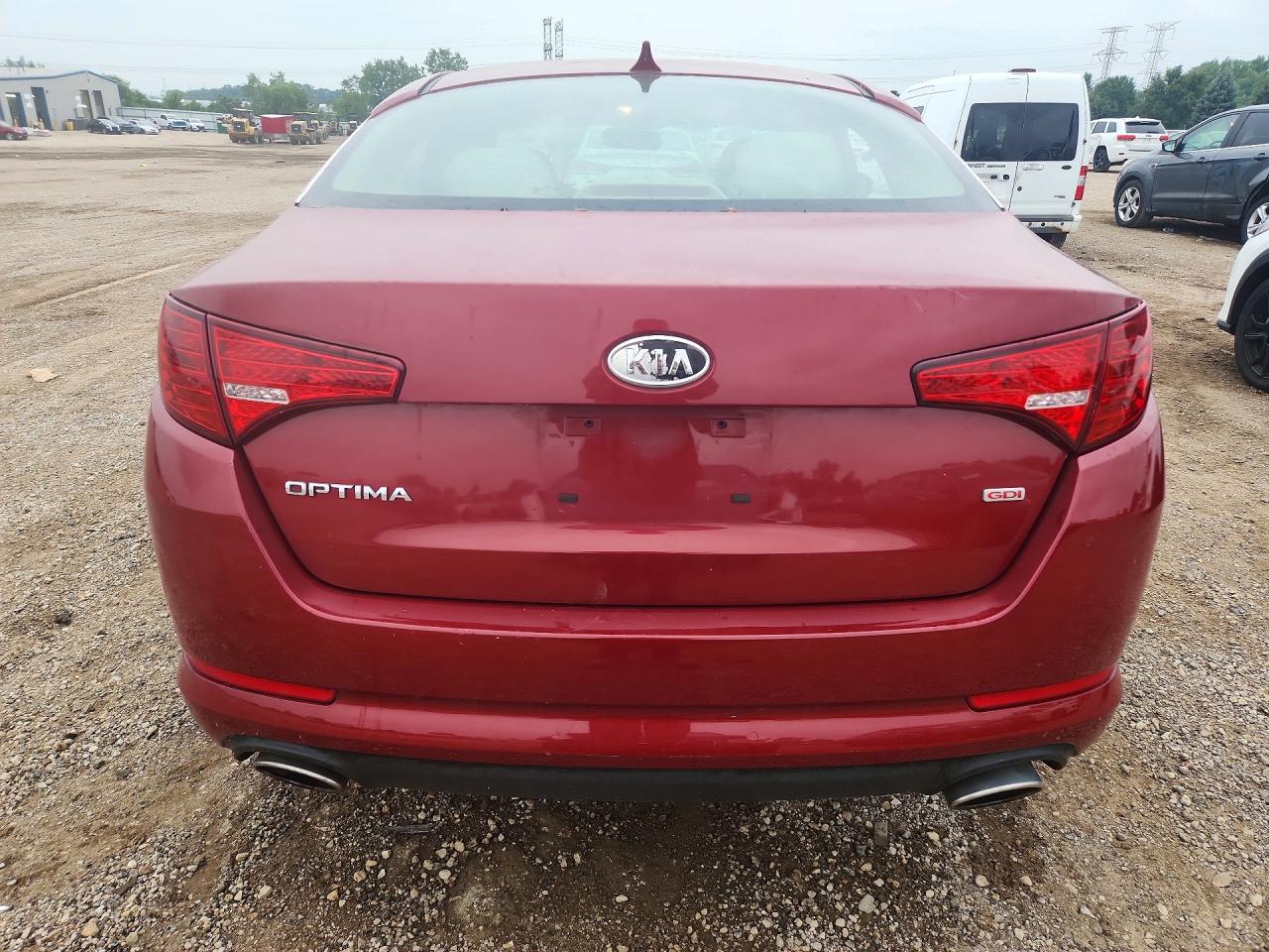 2011 Kia Optima Lx Red vin: KNAGM4A7XB5184434