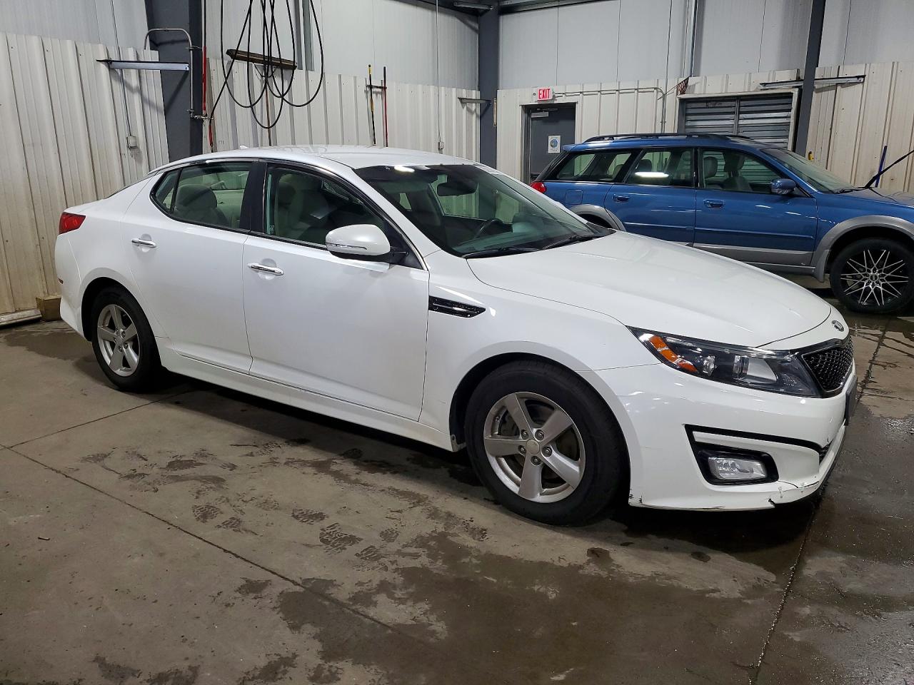 2014 Kia Optima Lx White vin: KNAGM4A7XE5501006