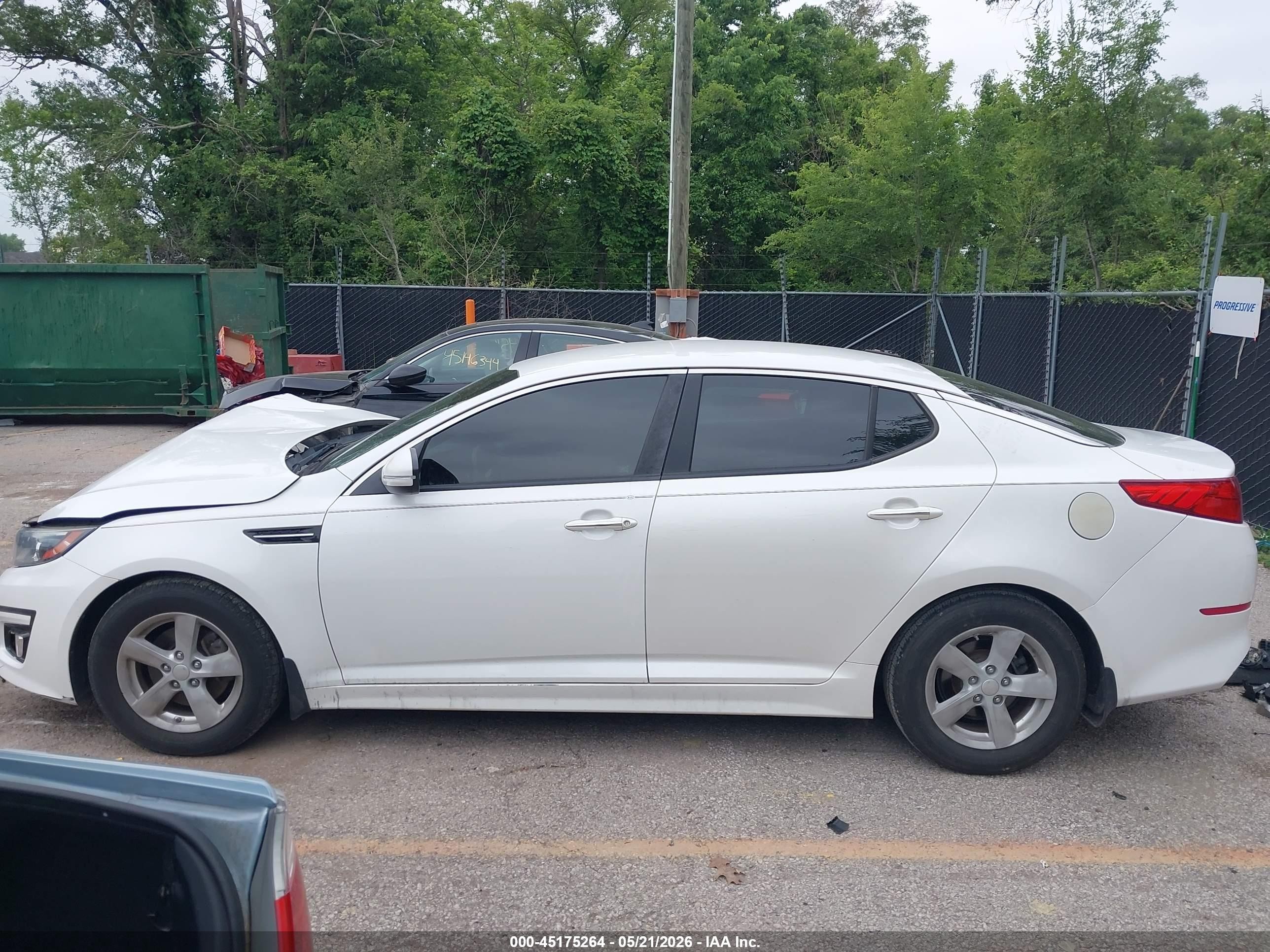 2015 Kia Optima Lx White vin: KNAGM4A7XF5543063