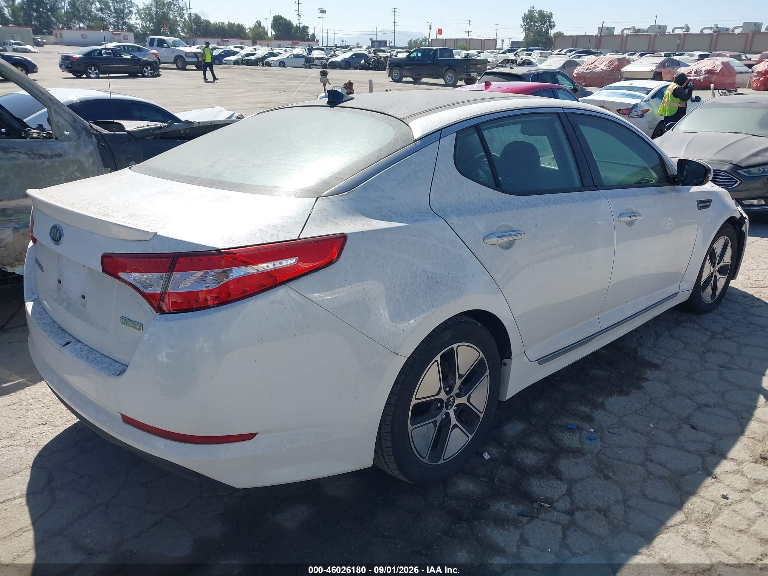 2012 Kia Optima Hybrid Ex White vin: KNAGM4AD1C5014411