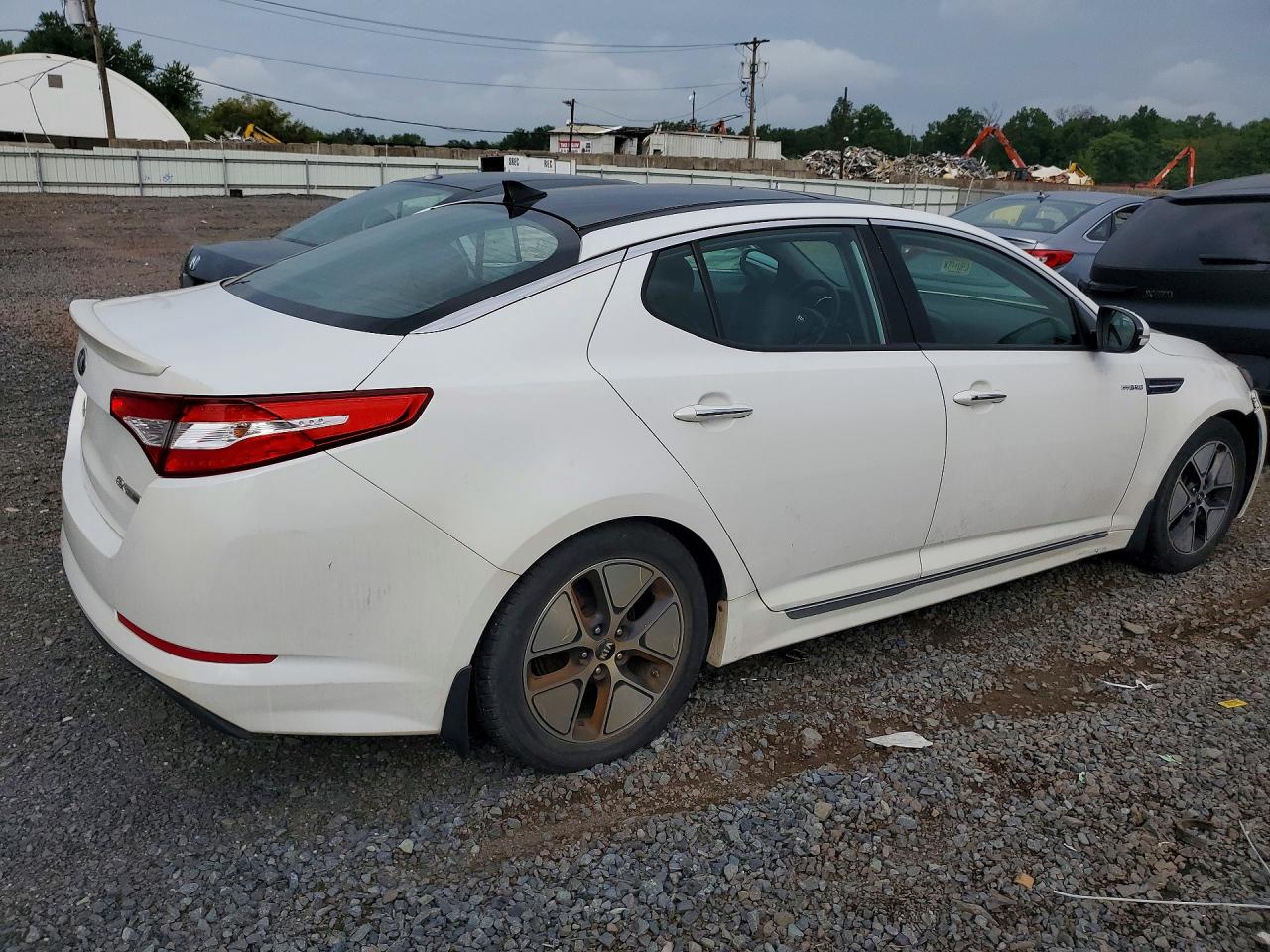 2013 Kia Optima Hybrid White vin: KNAGM4AD1D5040573