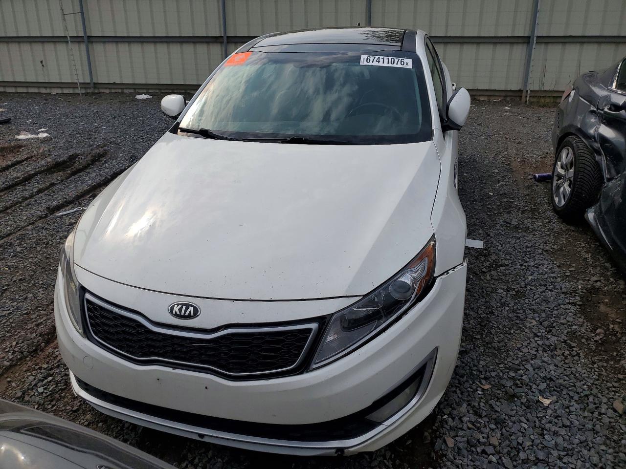 2013 Kia Optima Hybrid White vin: KNAGM4AD1D5040573