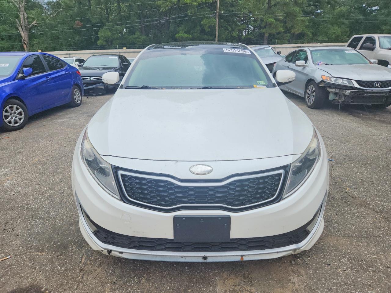 2012 Kia Optima Hybrid White vin: KNAGM4AD2C5031184