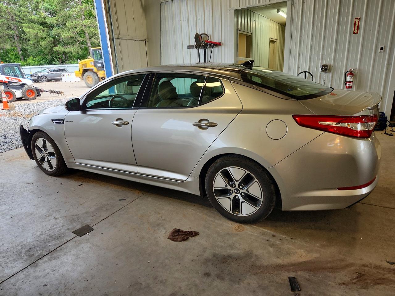 2013 Kia Optima Hybrid Серебряный vin: KNAGM4AD3D5040039