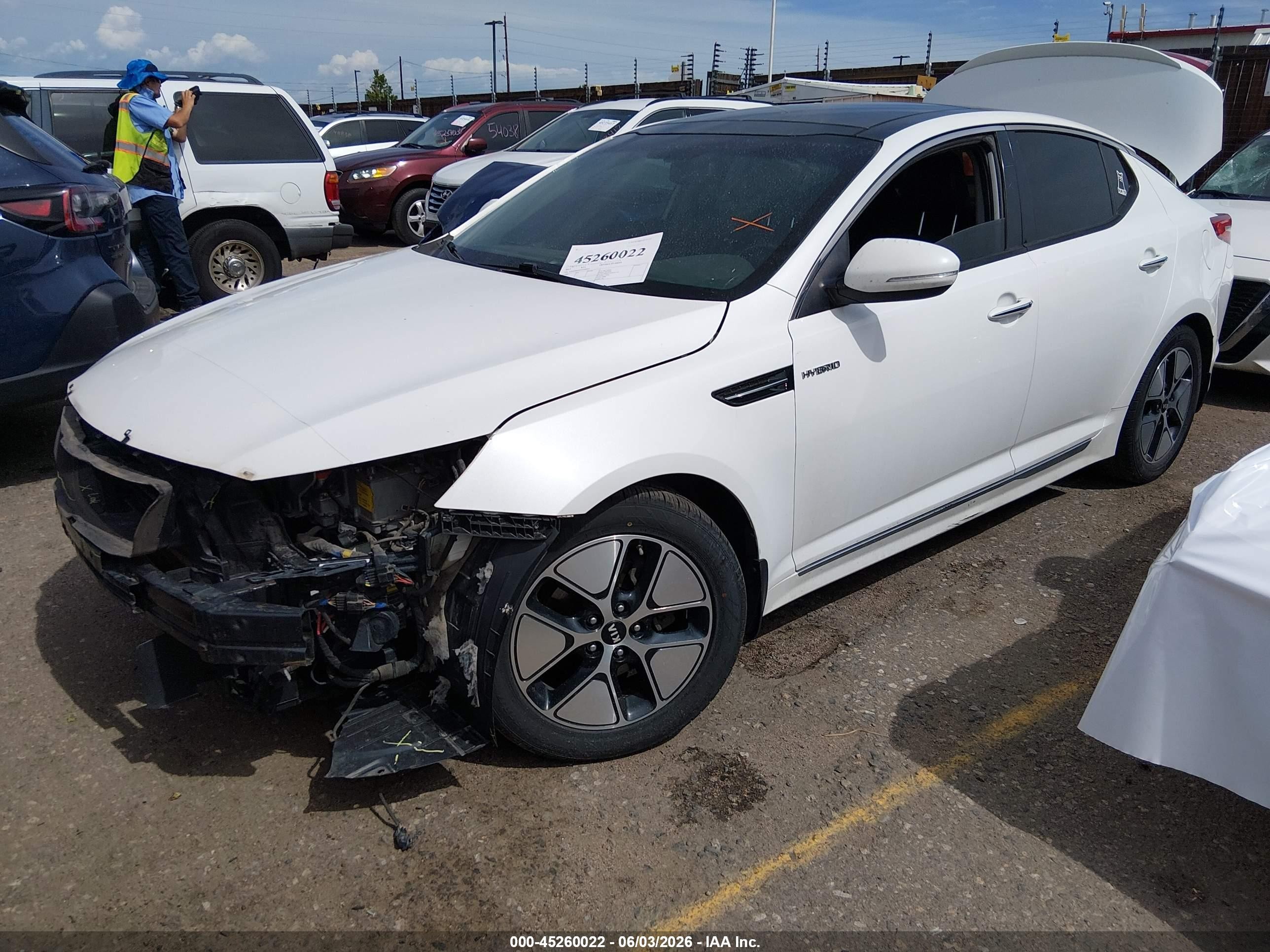 2013 Kia Optima Hybrid Ex White vin: KNAGM4AD3D5046455