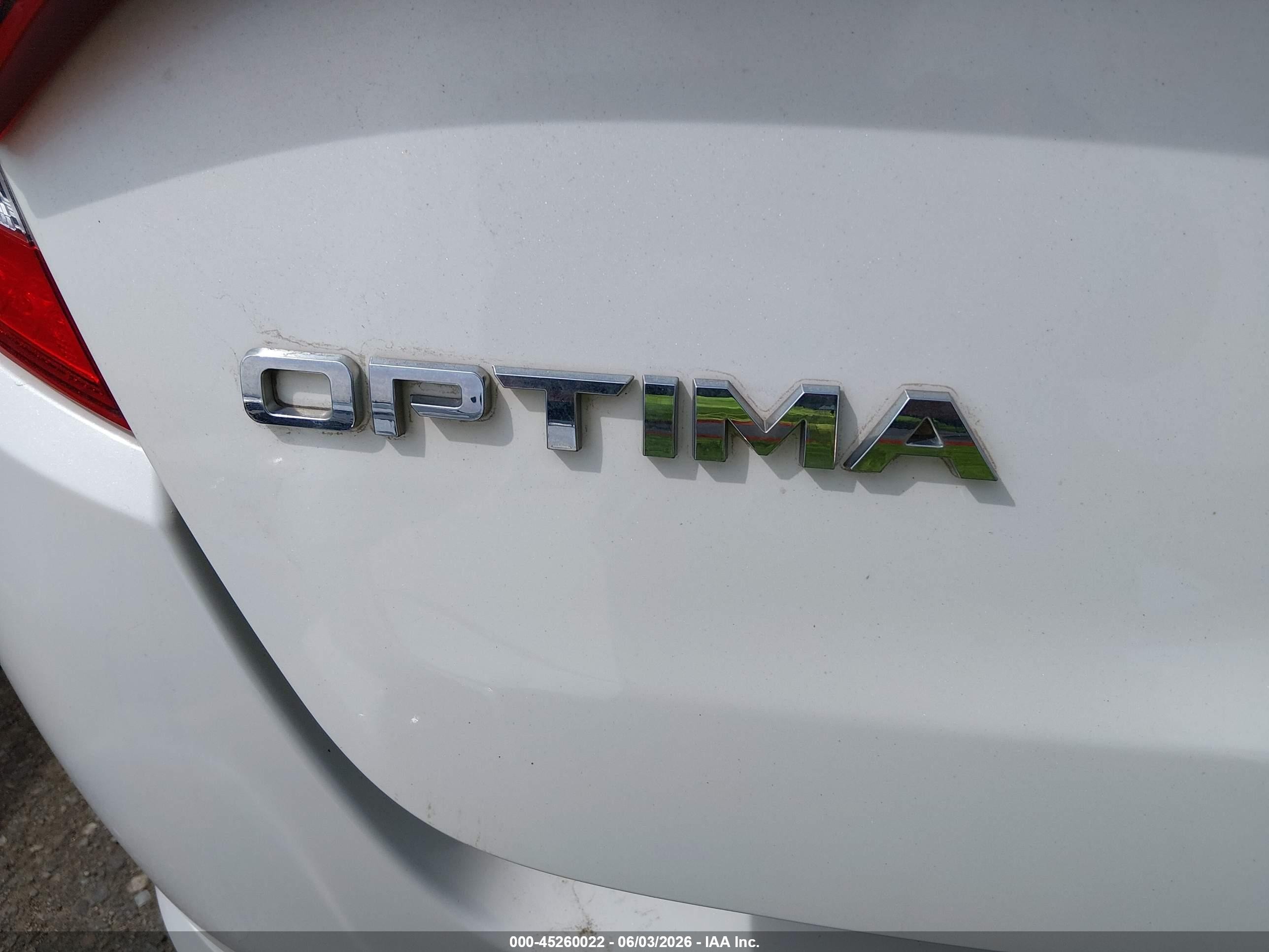 2013 Kia Optima Hybrid Ex White vin: KNAGM4AD3D5046455