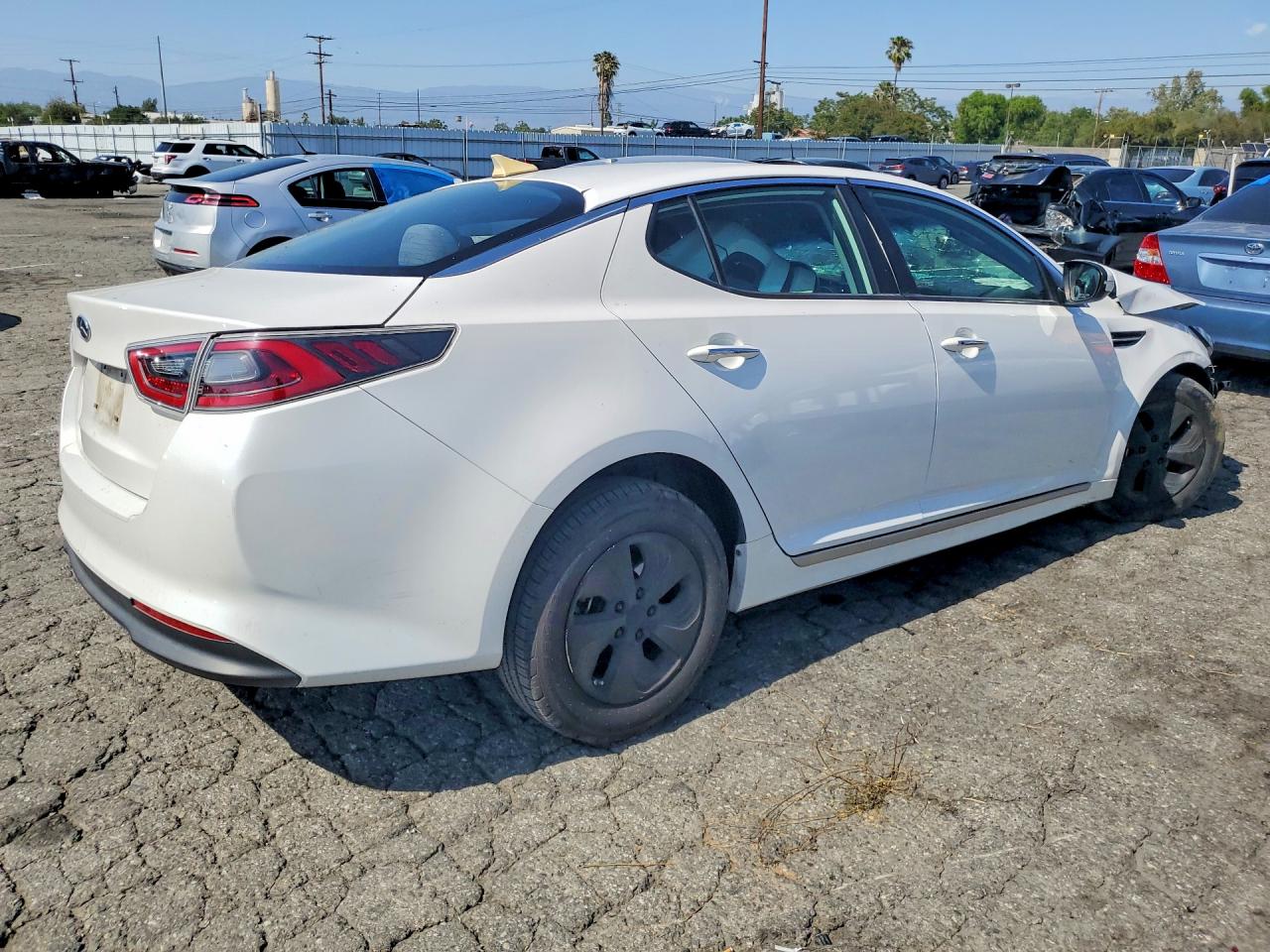 2015 Kia Optima Hybrid White vin: KNAGM4AD3F5085758