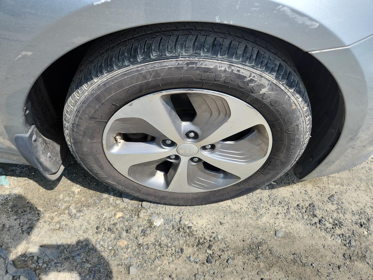 2015 Kia Optima Hybrid Silver vin: KNAGM4AD3F5086232 Damage: Right Front Wheel, Curb Rash, > 12 Inches