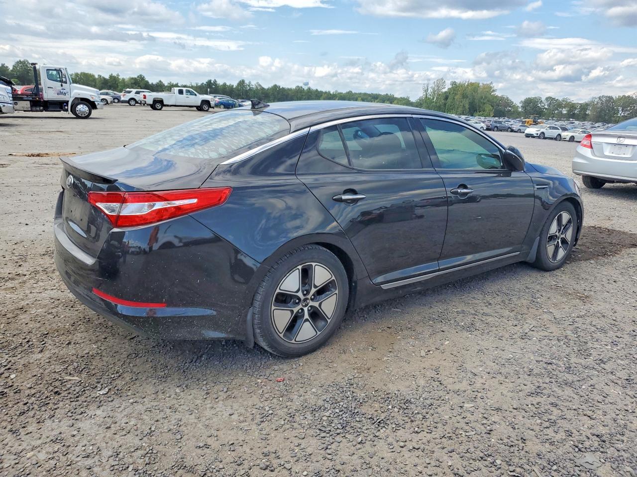 2013 Kia Optima Hybrid Black vin: KNAGM4AD4D5038221