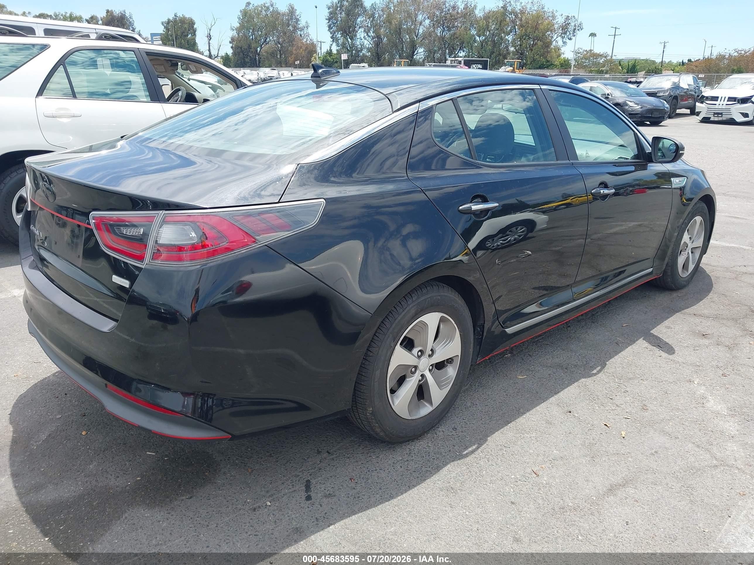 2015 Kia Optima Hybrid   Черный vin: KNAGM4AD4F5083520