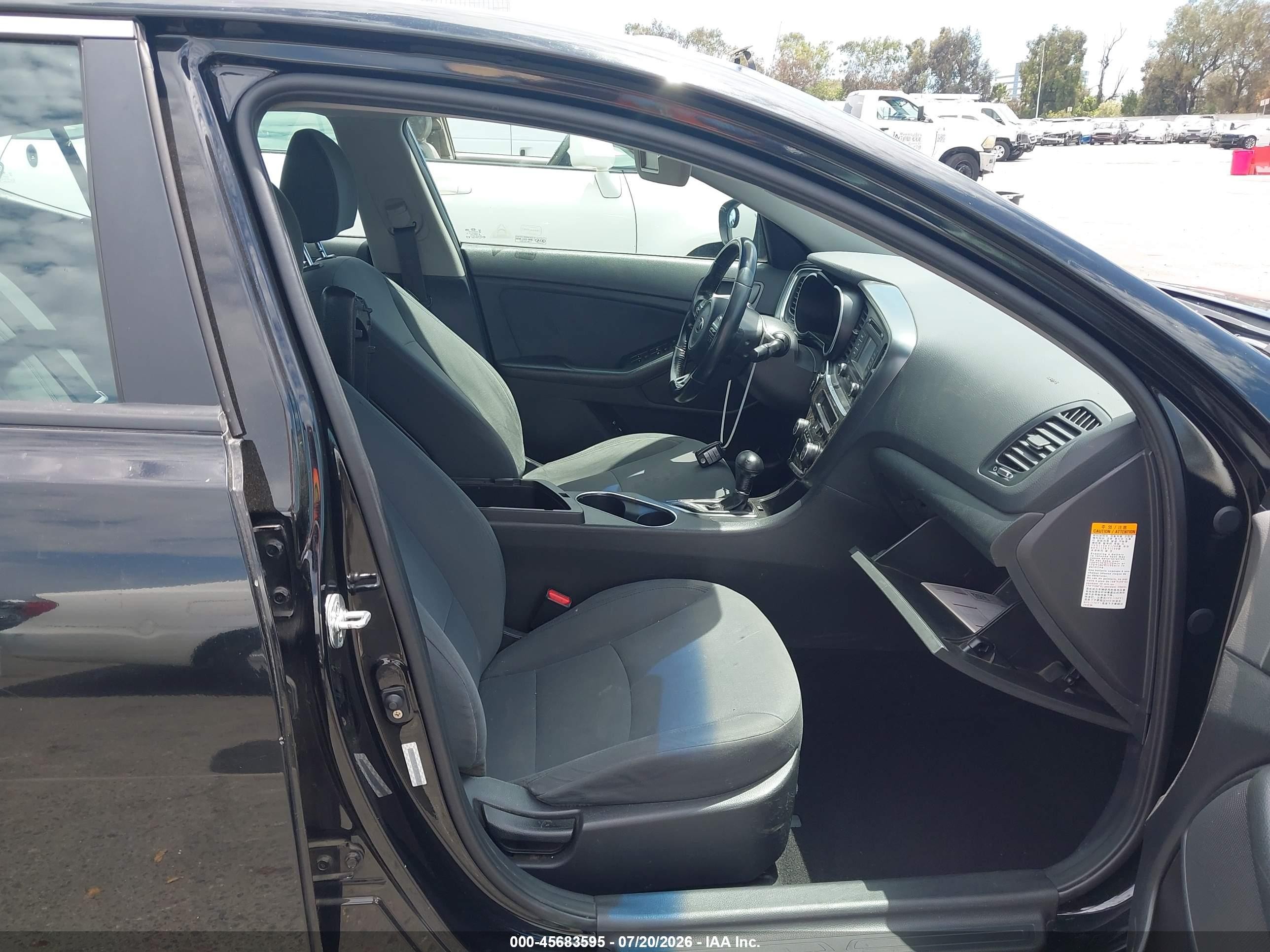 2015 Kia Optima Hybrid   Черный vin: KNAGM4AD4F5083520