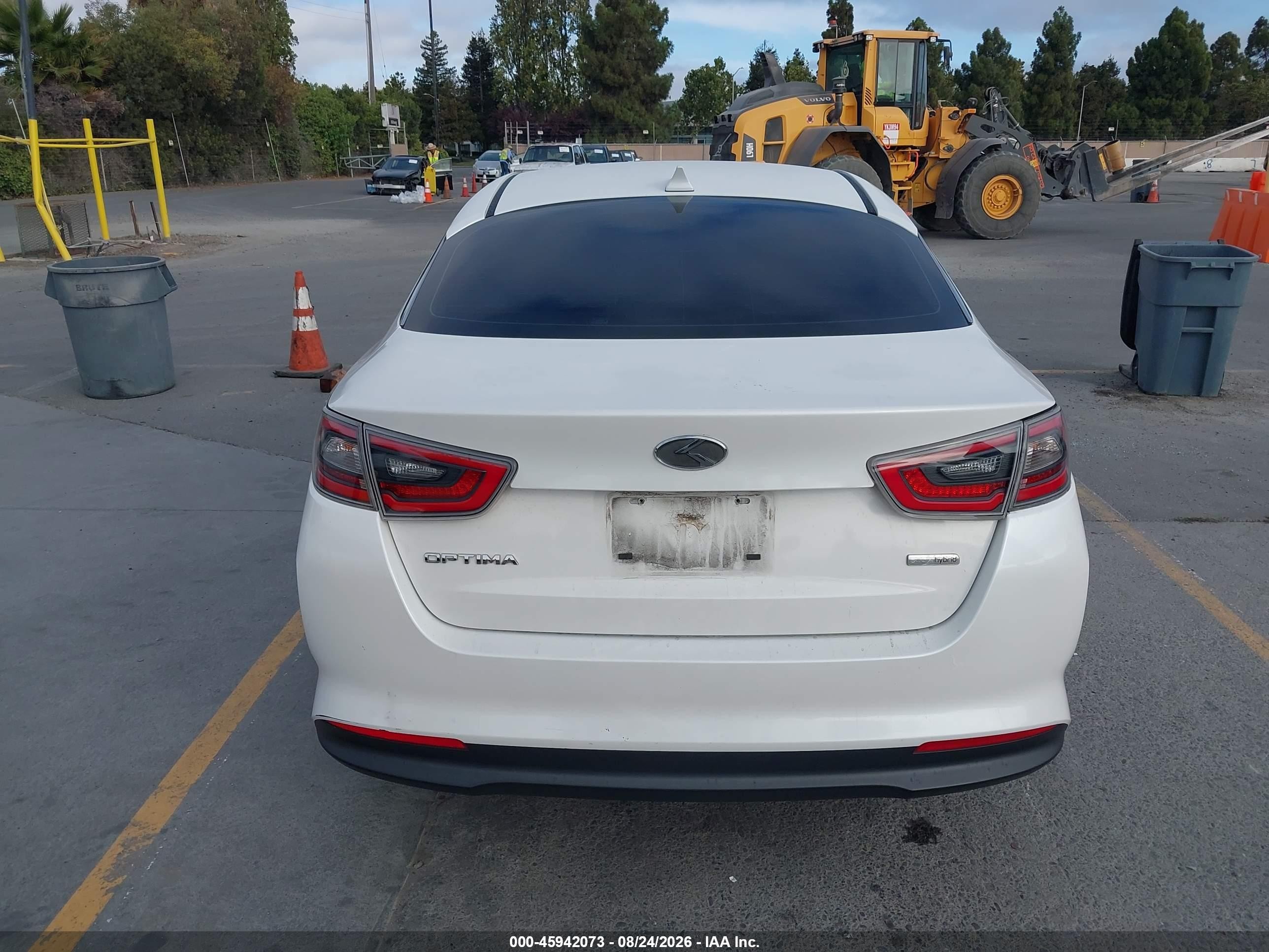 2015 Kia Optima Hybrid   White vin: KNAGM4AD6F5079579