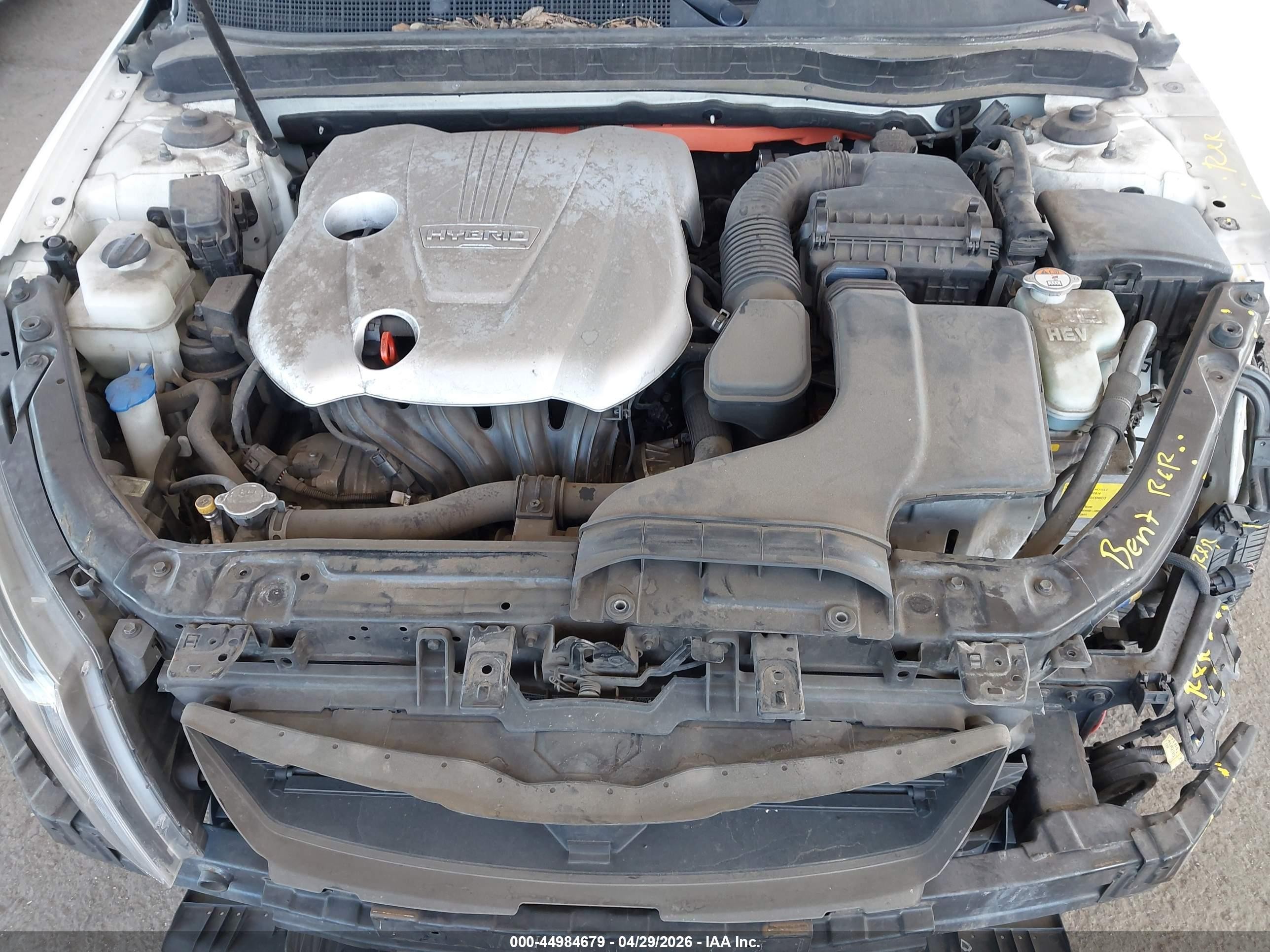2015 Kia Optima Hybrid   White vin: KNAGM4AD6F5079596