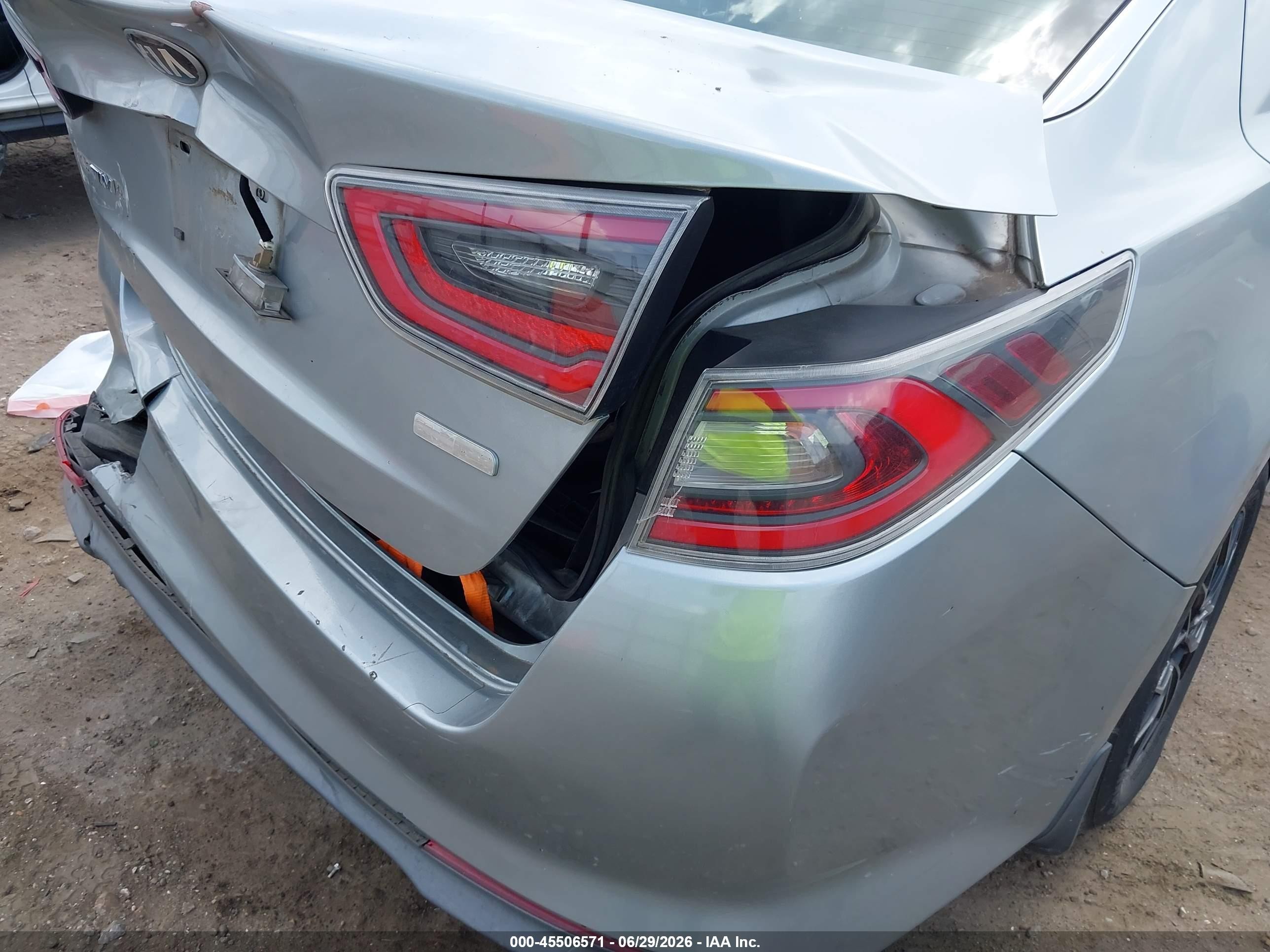 2015 Kia Optima Hybrid   Silver vin: KNAGM4AD6F5085804