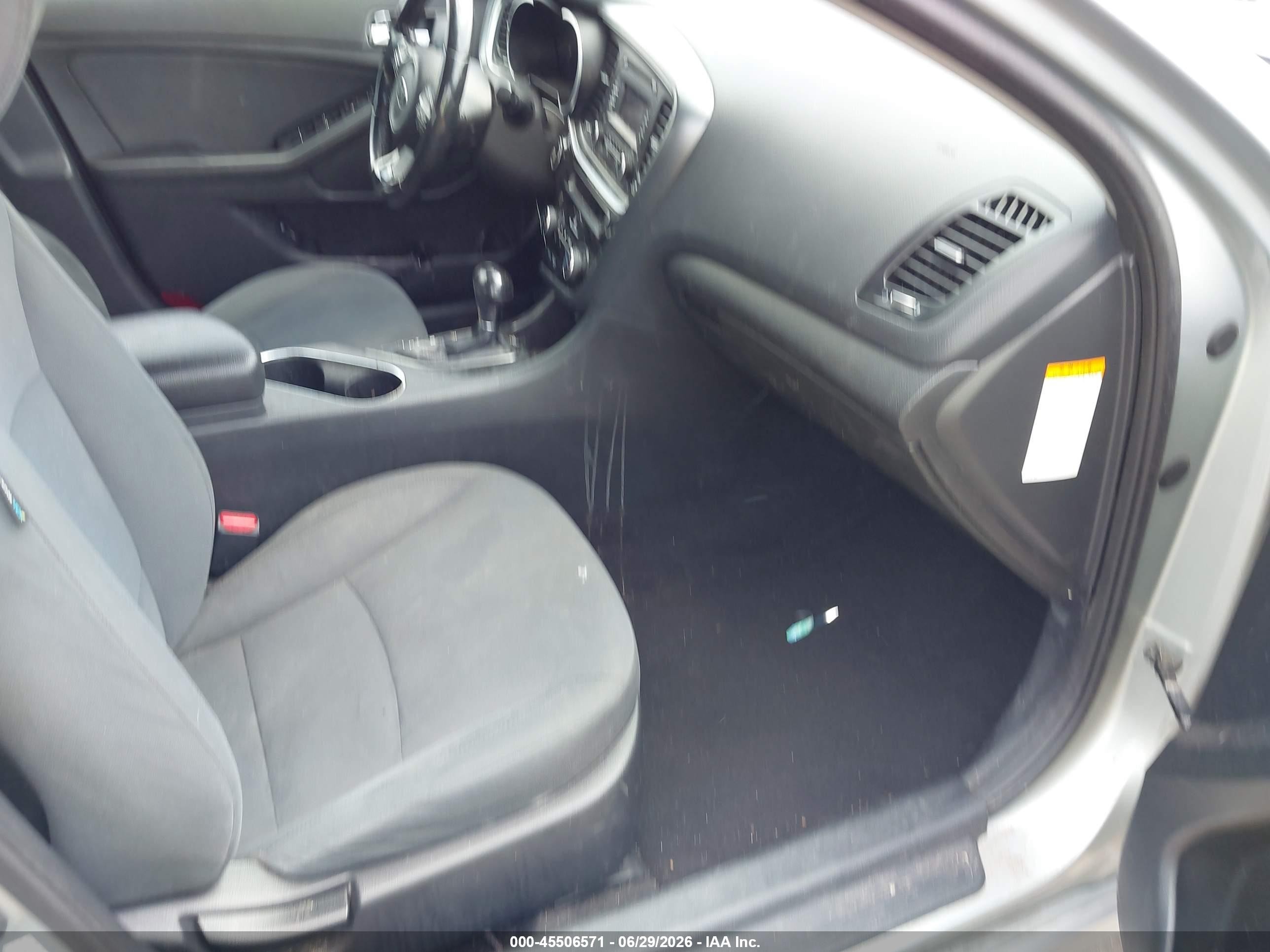 2015 Kia Optima Hybrid   Silver vin: KNAGM4AD6F5085804