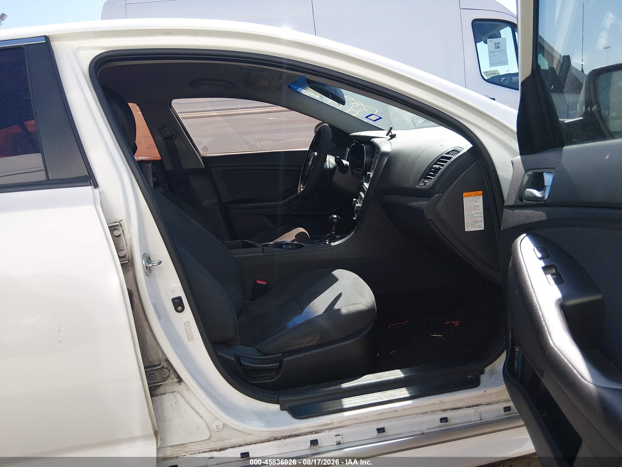 2015 Kia Optima Hybrid   White vin: KNAGM4AD7F5089795