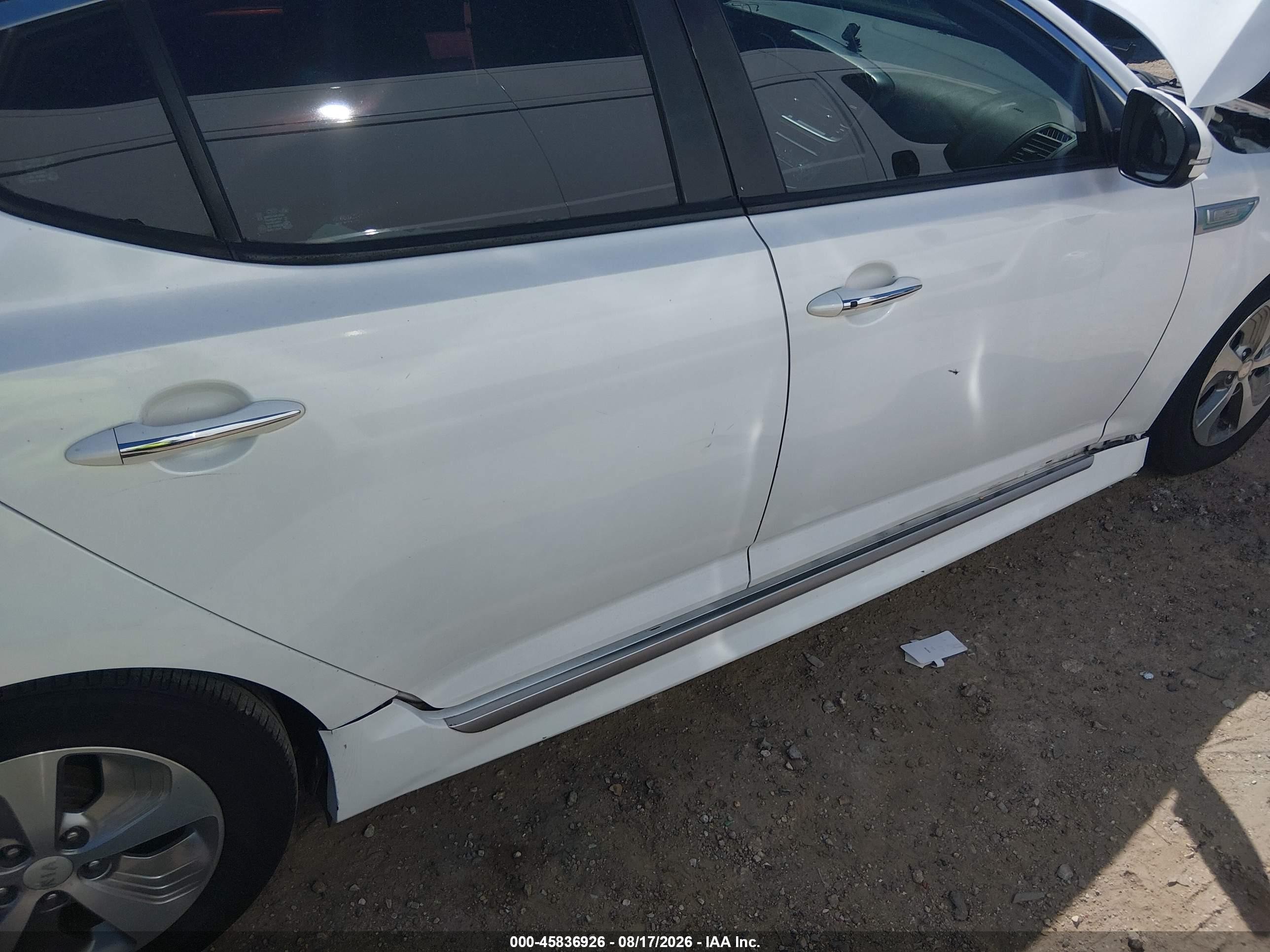 2015 Kia Optima Hybrid   White vin: KNAGM4AD7F5089795