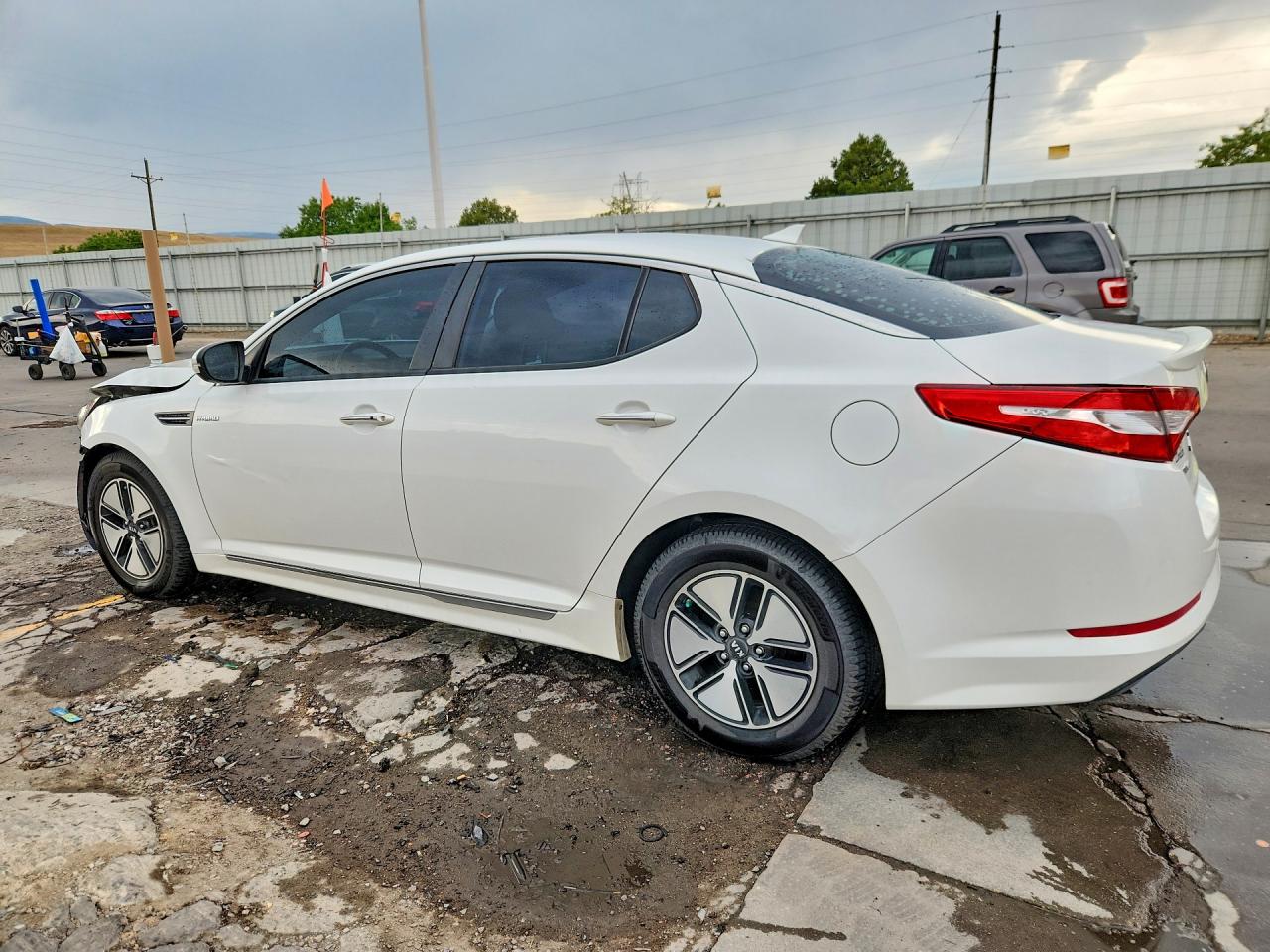 2013 Kia Optima Hybrid White vin: KNAGM4AD8D5044569