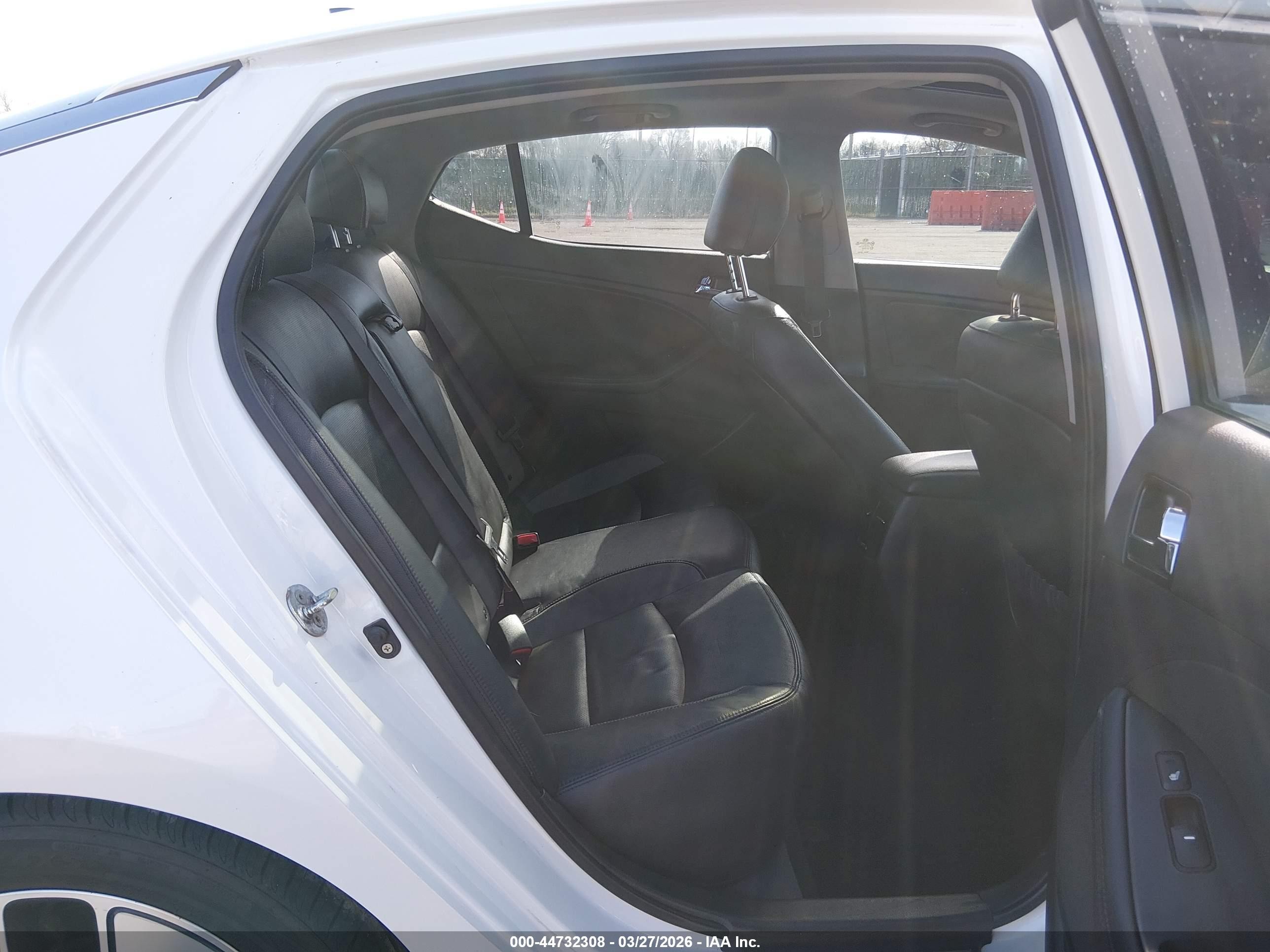 2013 Kia Optima Hybrid Ex White vin: KNAGM4AD9D5055600