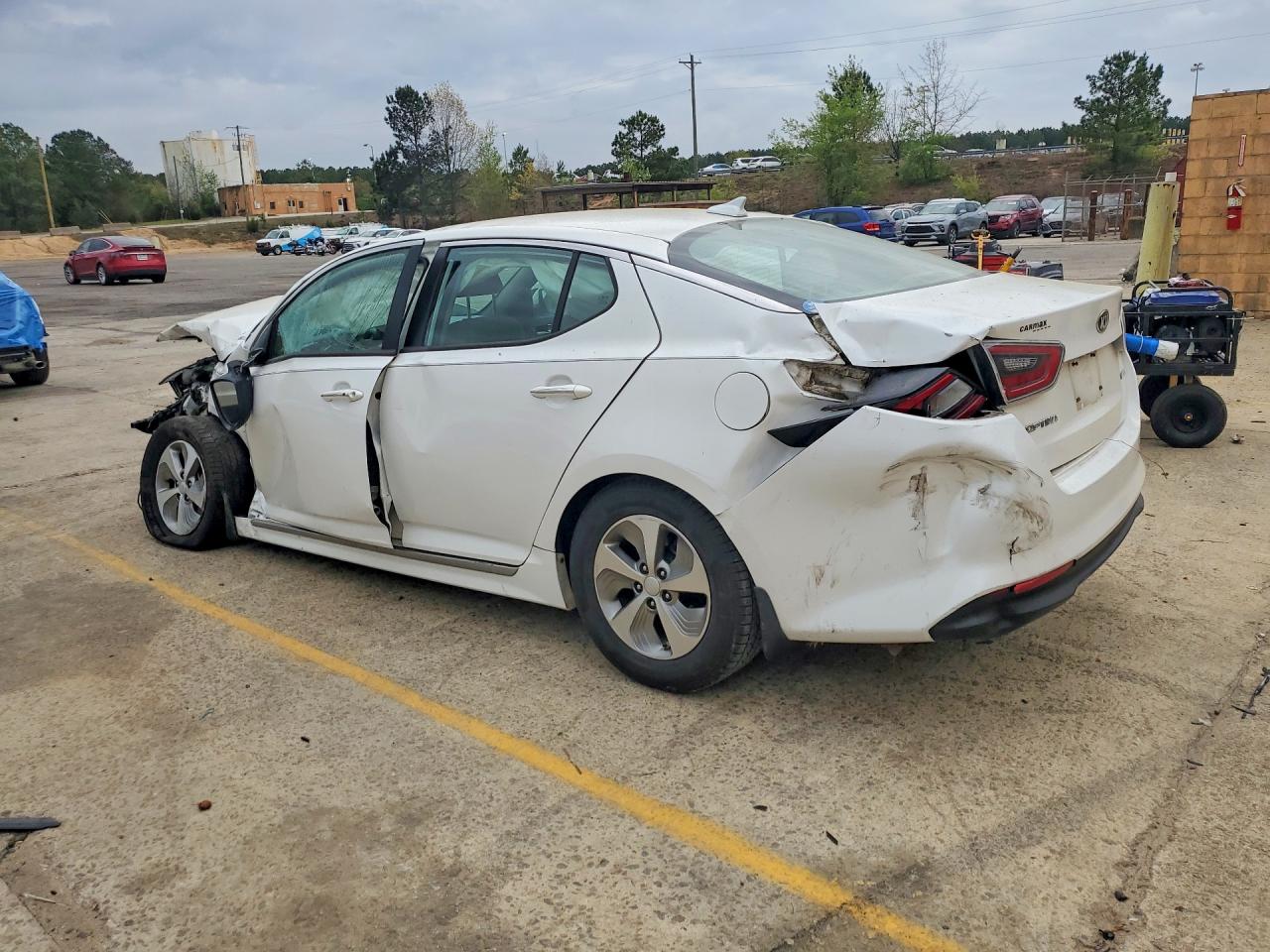 2015 Kia Optima Hybrid Base White vin: KNAGM4AD9F5089958