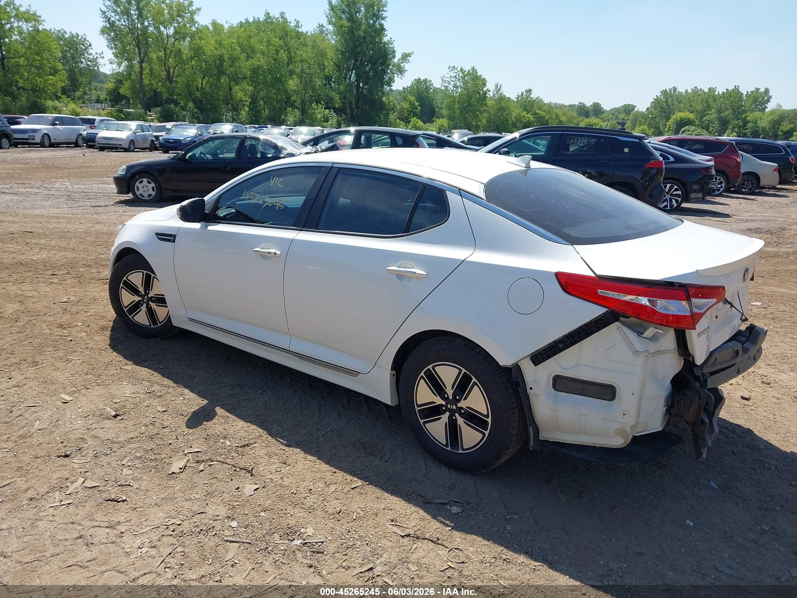 2013 Kia Optima Hybrid Lx White vin: KNAGM4ADXD5046310