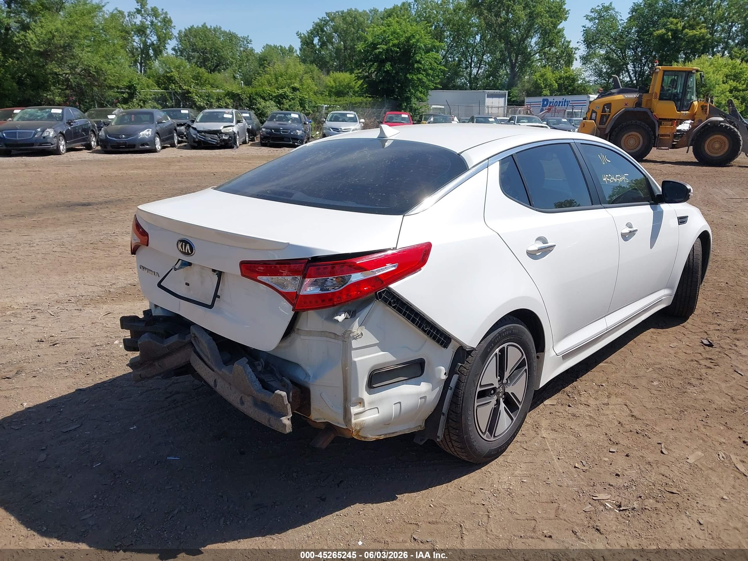 2013 Kia Optima Hybrid Lx White vin: KNAGM4ADXD5046310