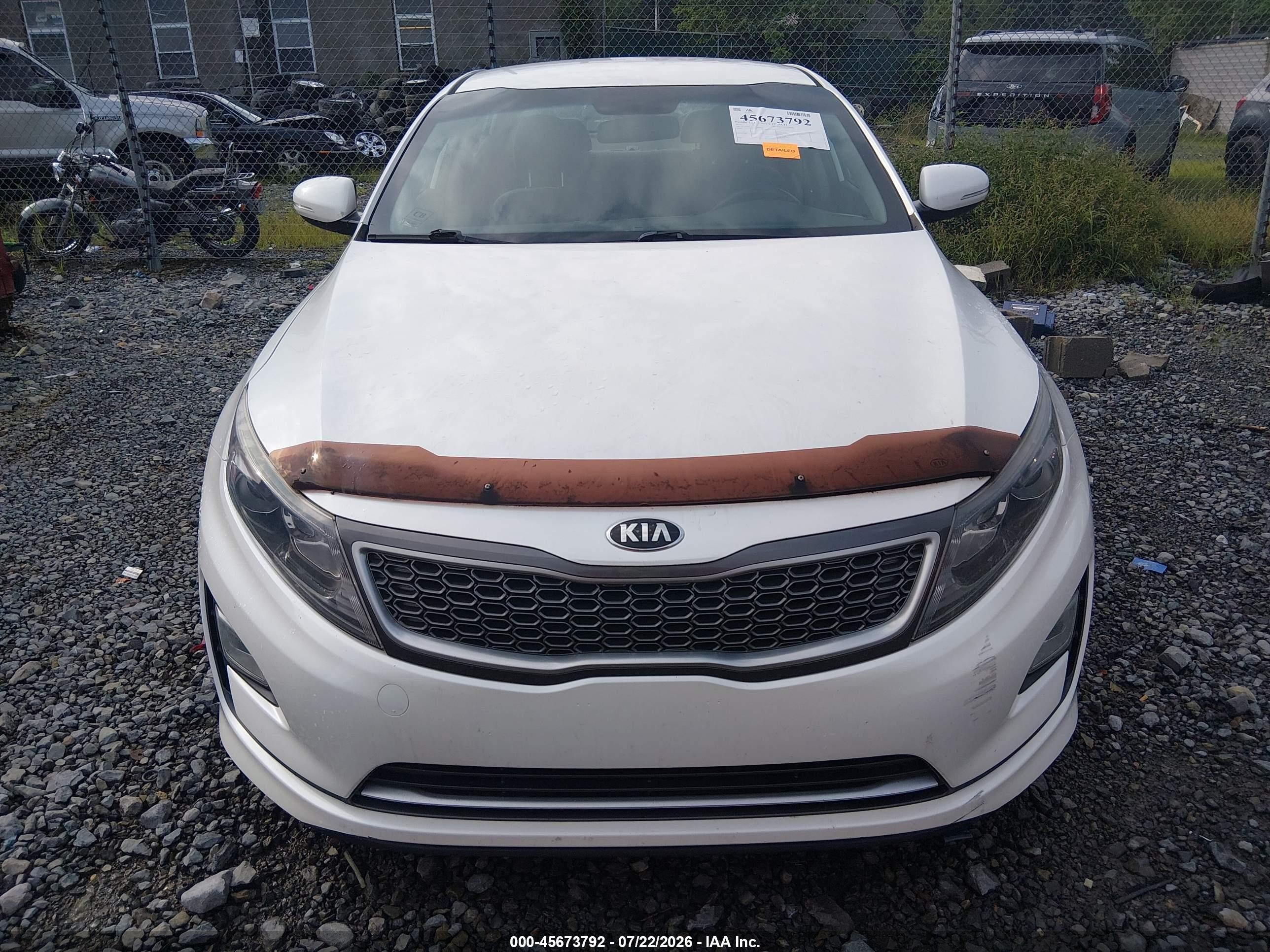 2015 Kia Optima Hybrid   Белый vin: KNAGM4ADXF5089595