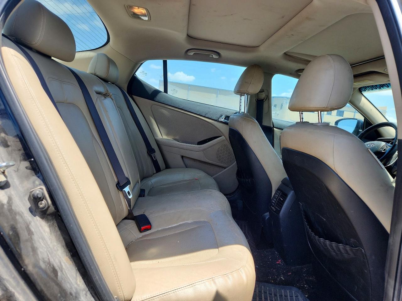 2011 Kia Optima Ex Black vin: KNAGN4A70B5113792