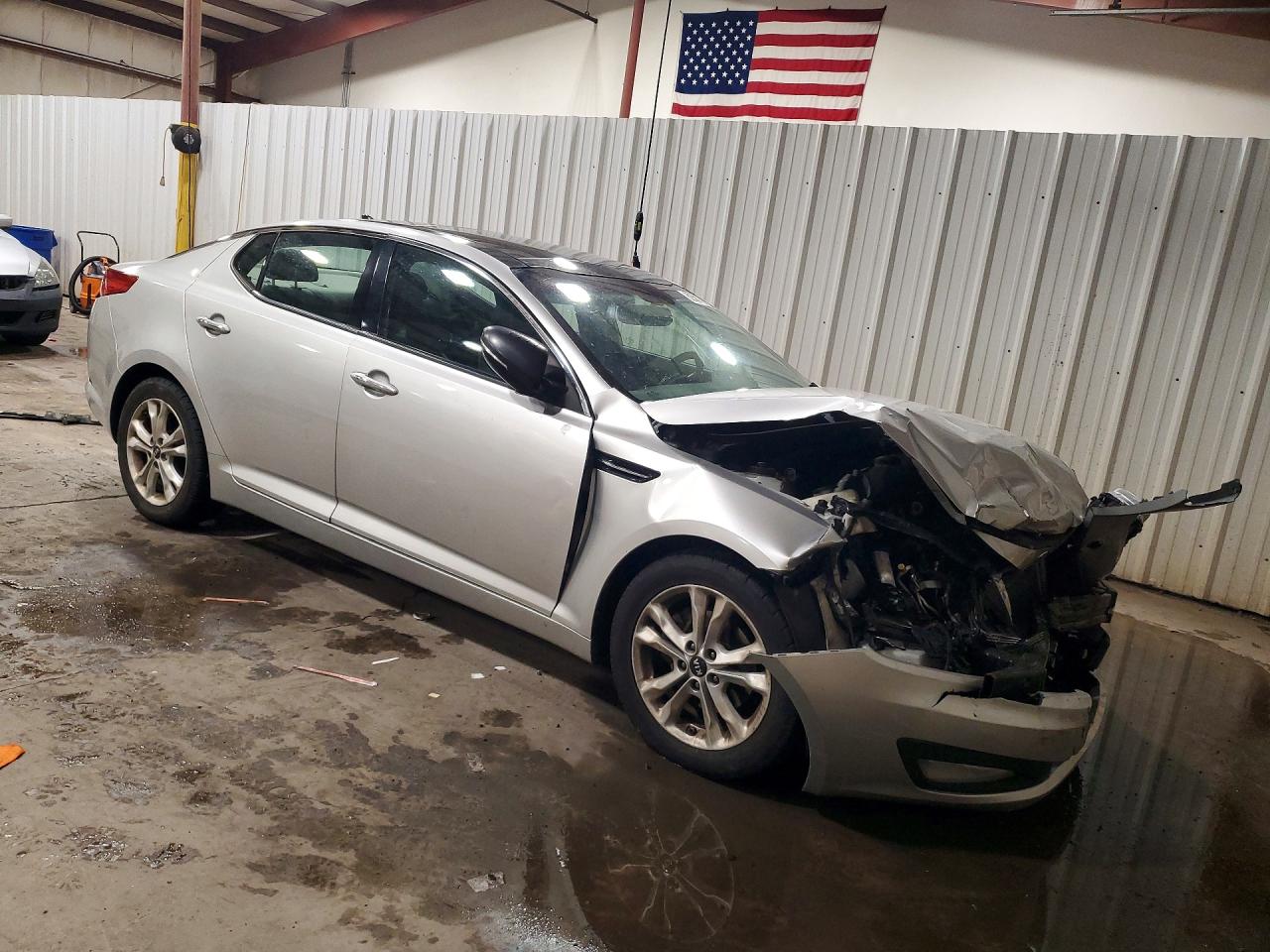 2011 Kia Optima Ex Silver vin: KNAGN4A70B5121472