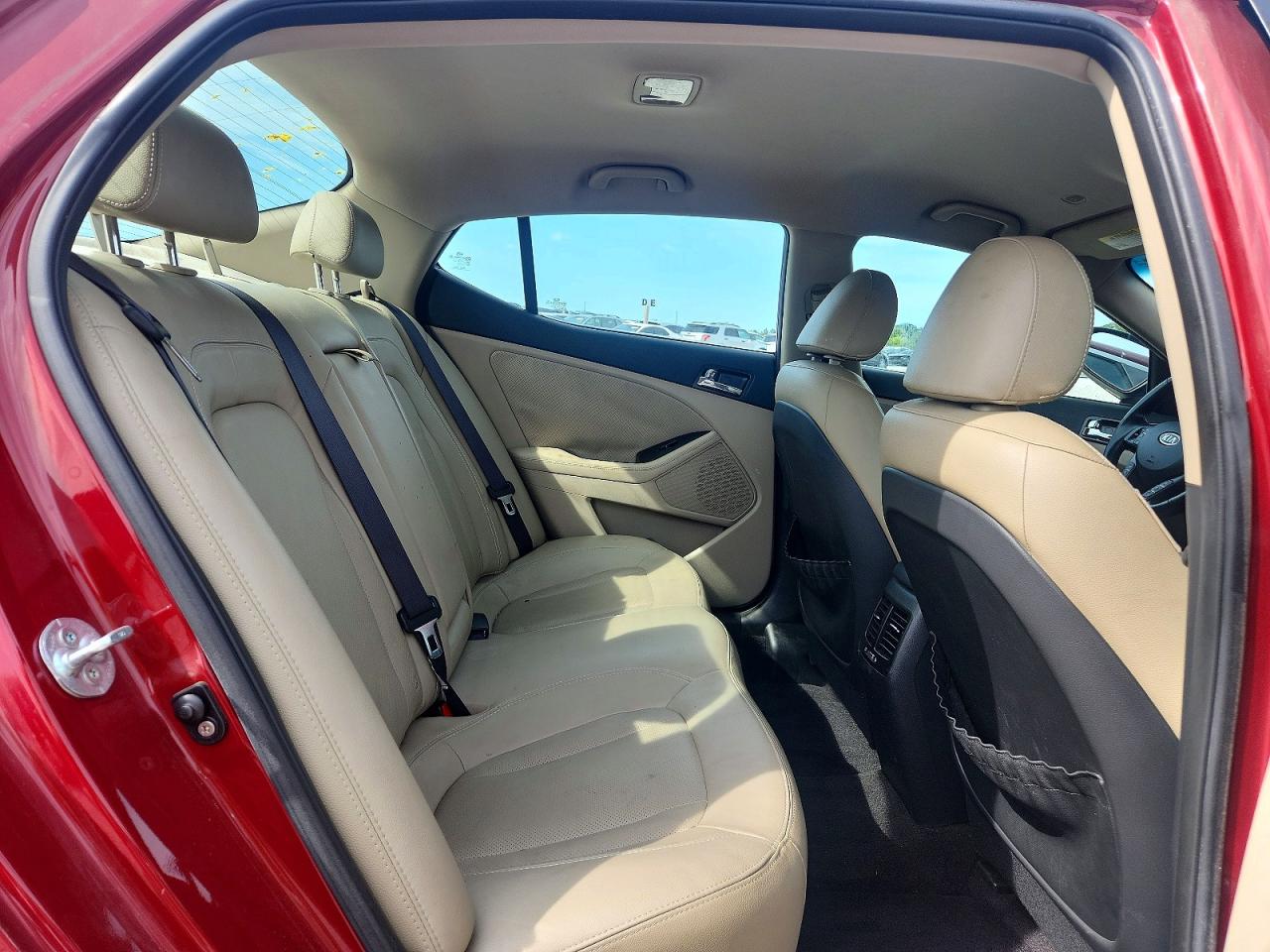 2011 Kia Optima Ex Red vin: KNAGN4A70B5154374
