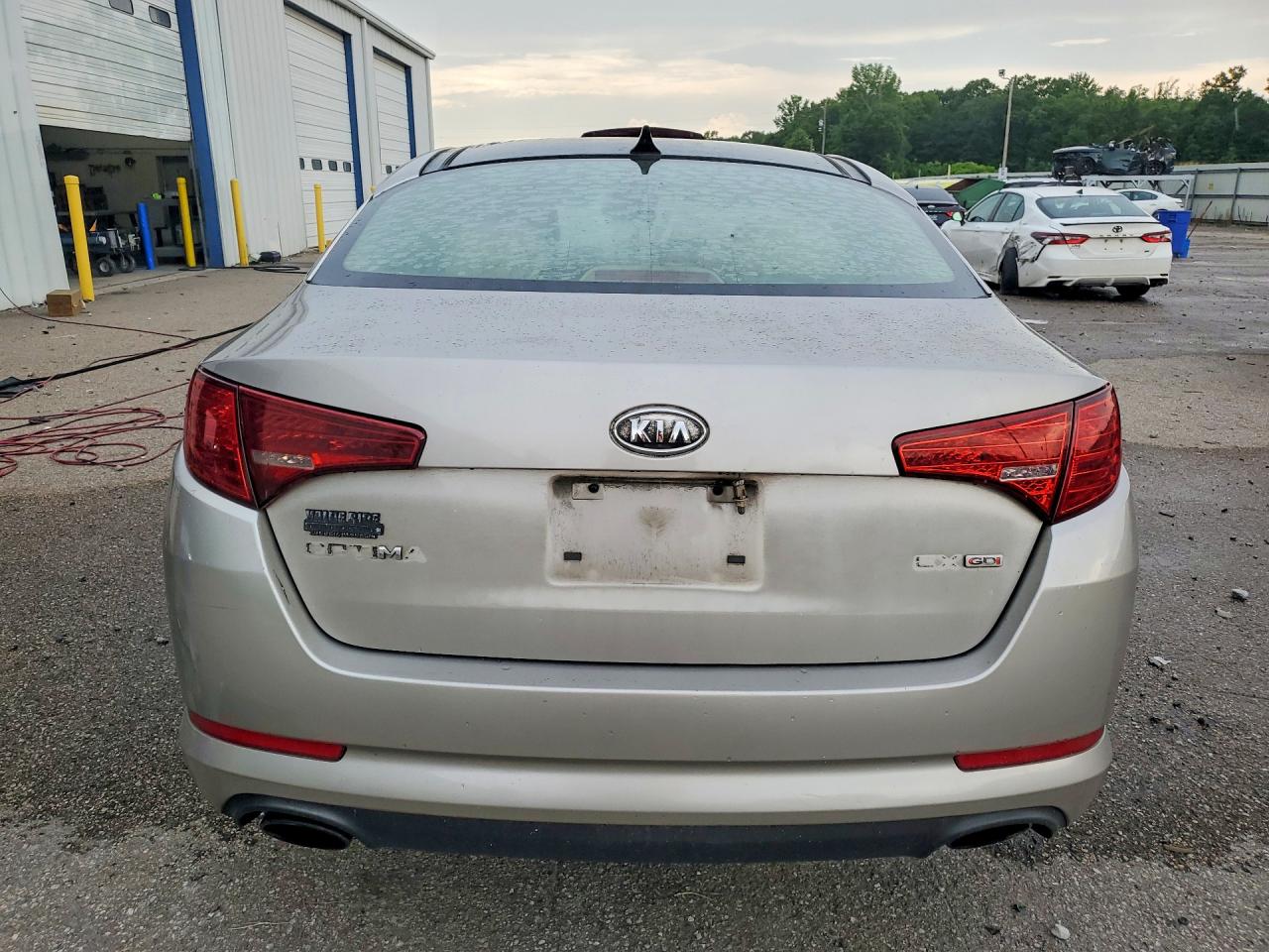 2011 Kia Optima Ex Silver vin: KNAGN4A71B5048788