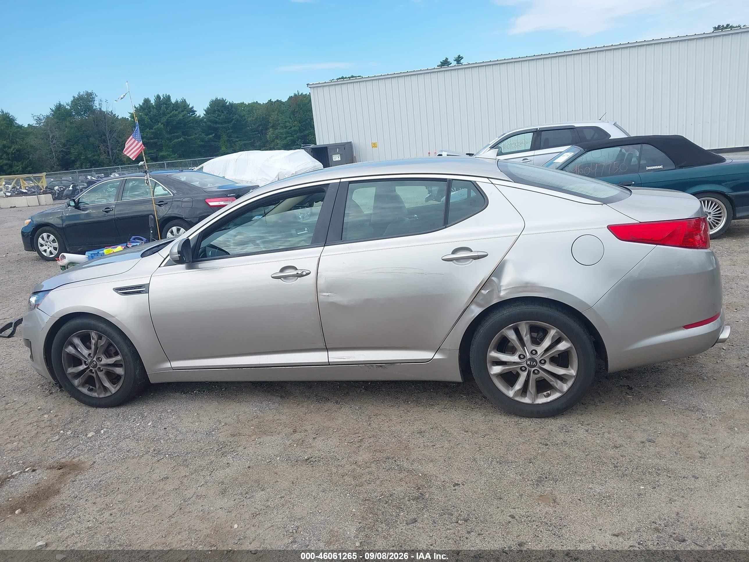 2011 Kia Optima Ex Silver vin: KNAGN4A72B5076258