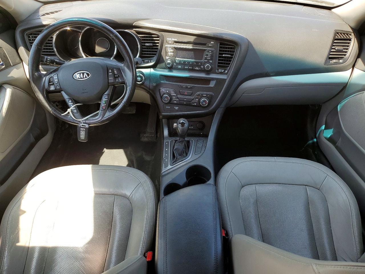2011 Kia Optima Ex Черный vin: KNAGN4A75B5043822