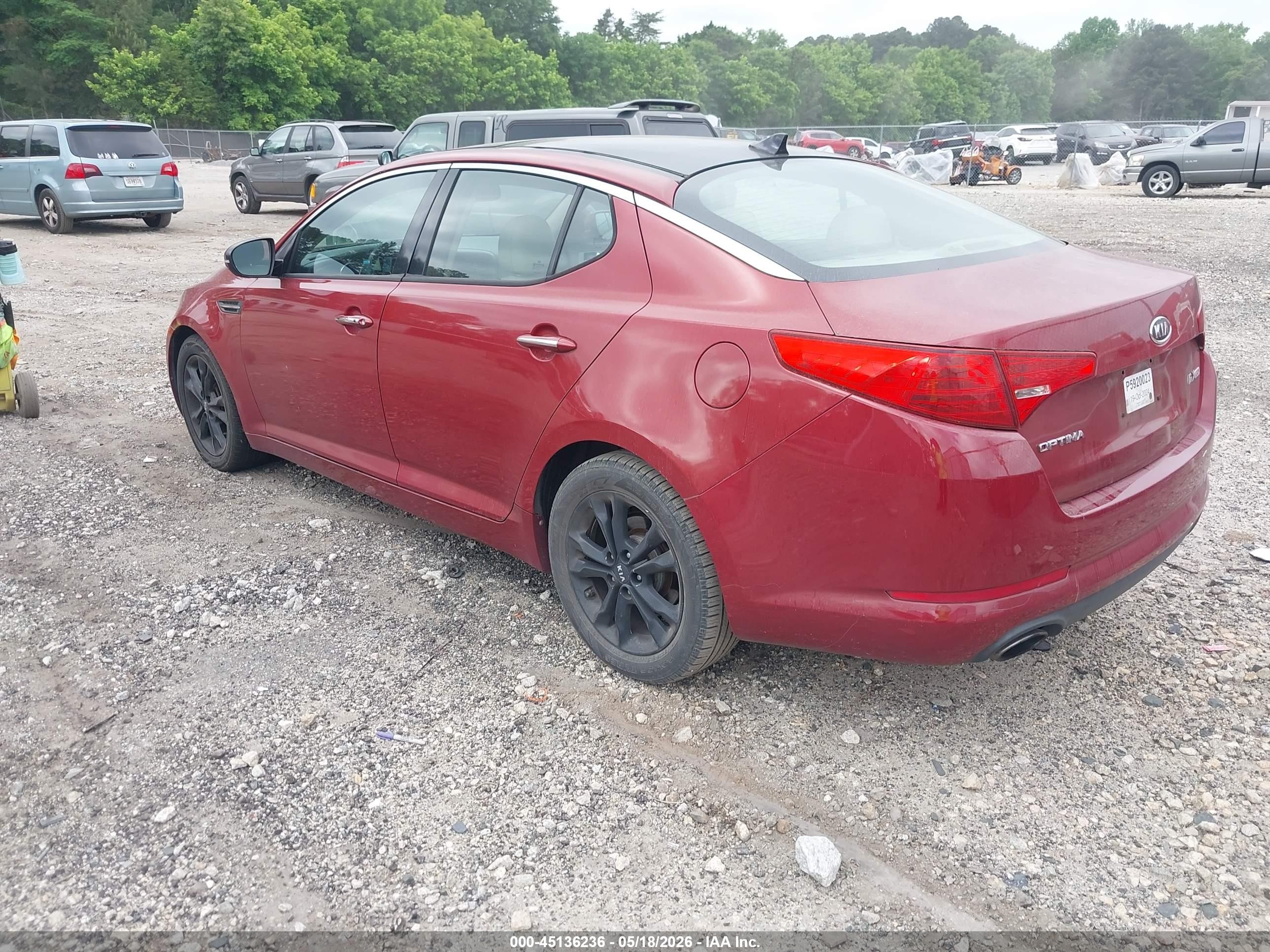 2011 Kia Optima Ex Красный vin: KNAGN4A75B5105316
