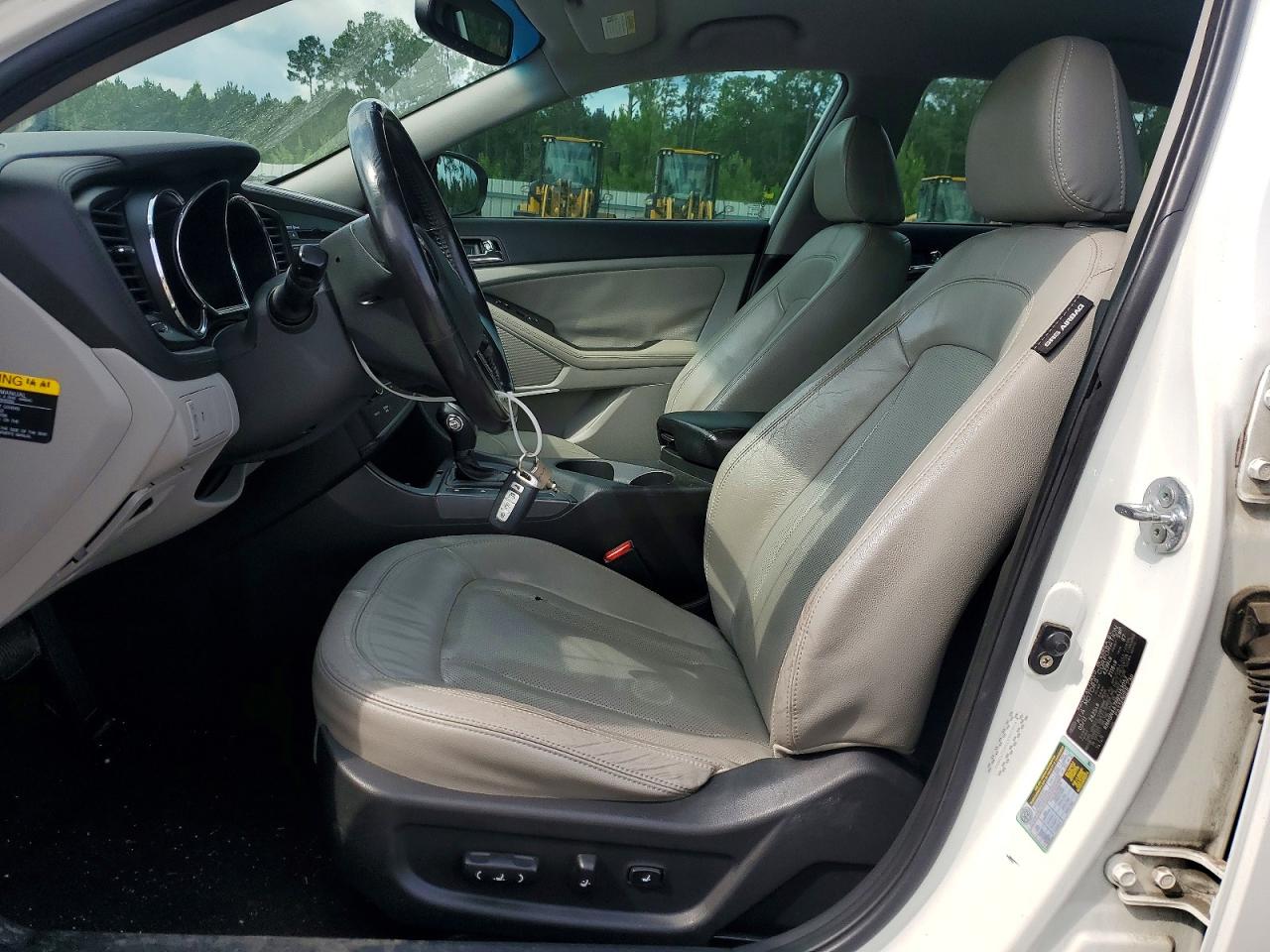 2011 Kia Optima Ex White vin: KNAGN4A76B5153052