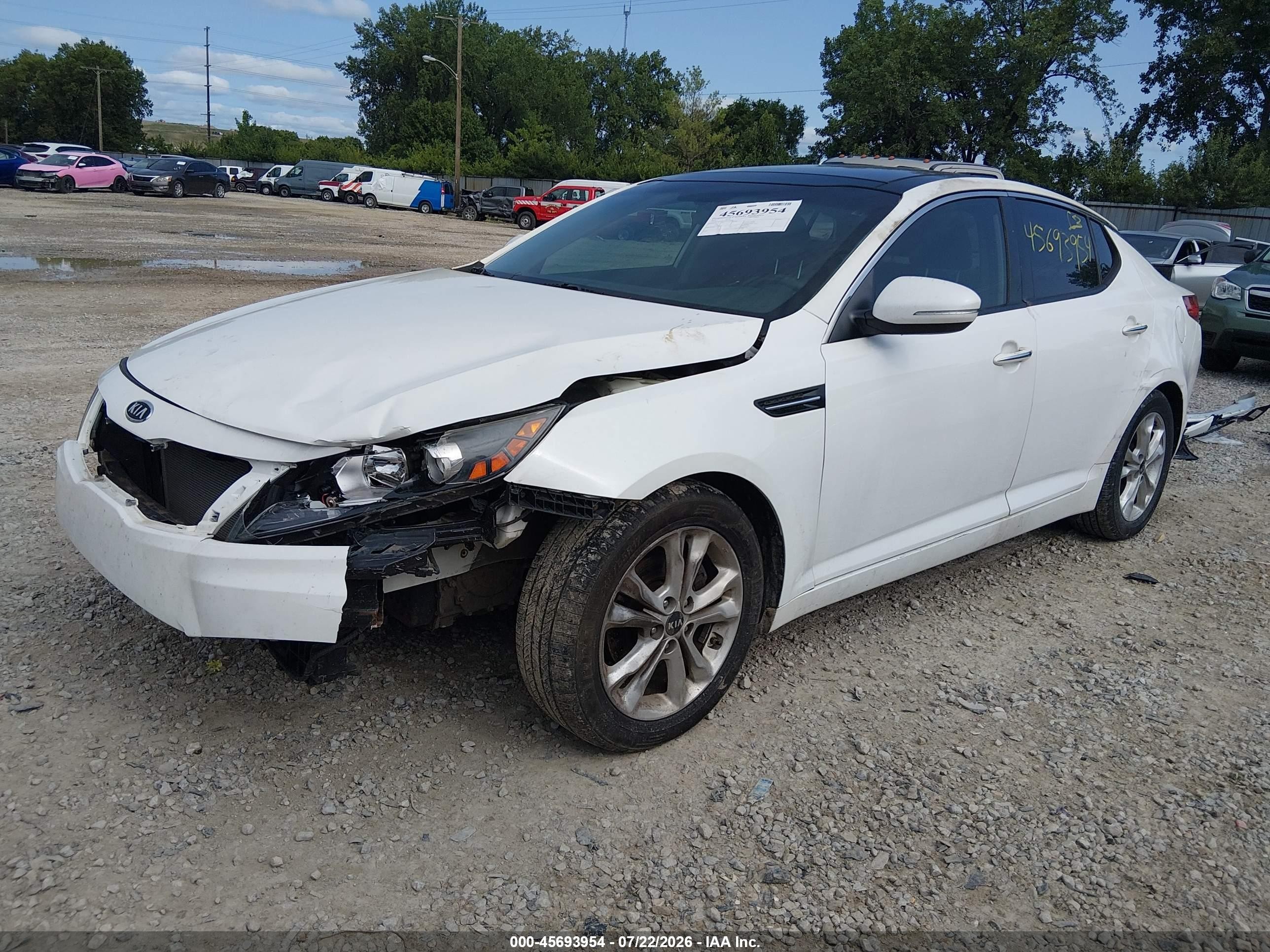 2011 Kia Optima Ex White vin: KNAGN4A77B5058466