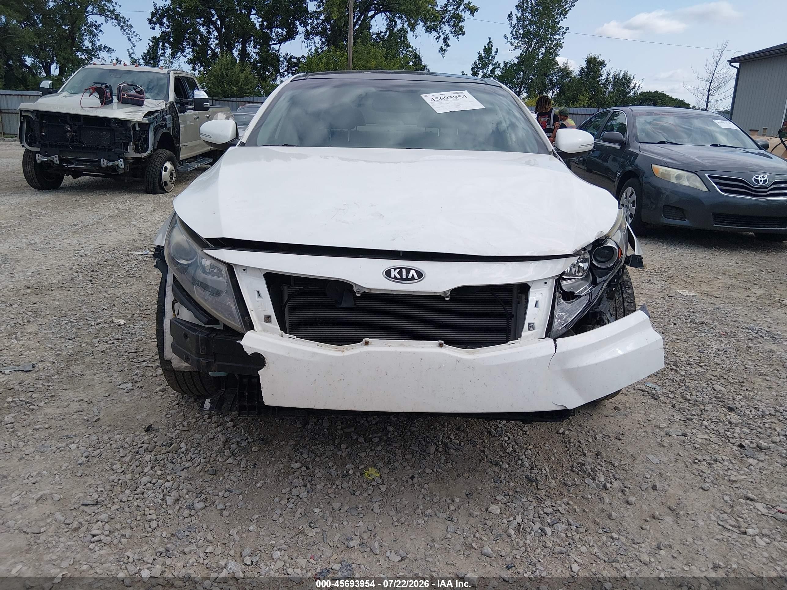 2011 Kia Optima Ex White vin: KNAGN4A77B5058466