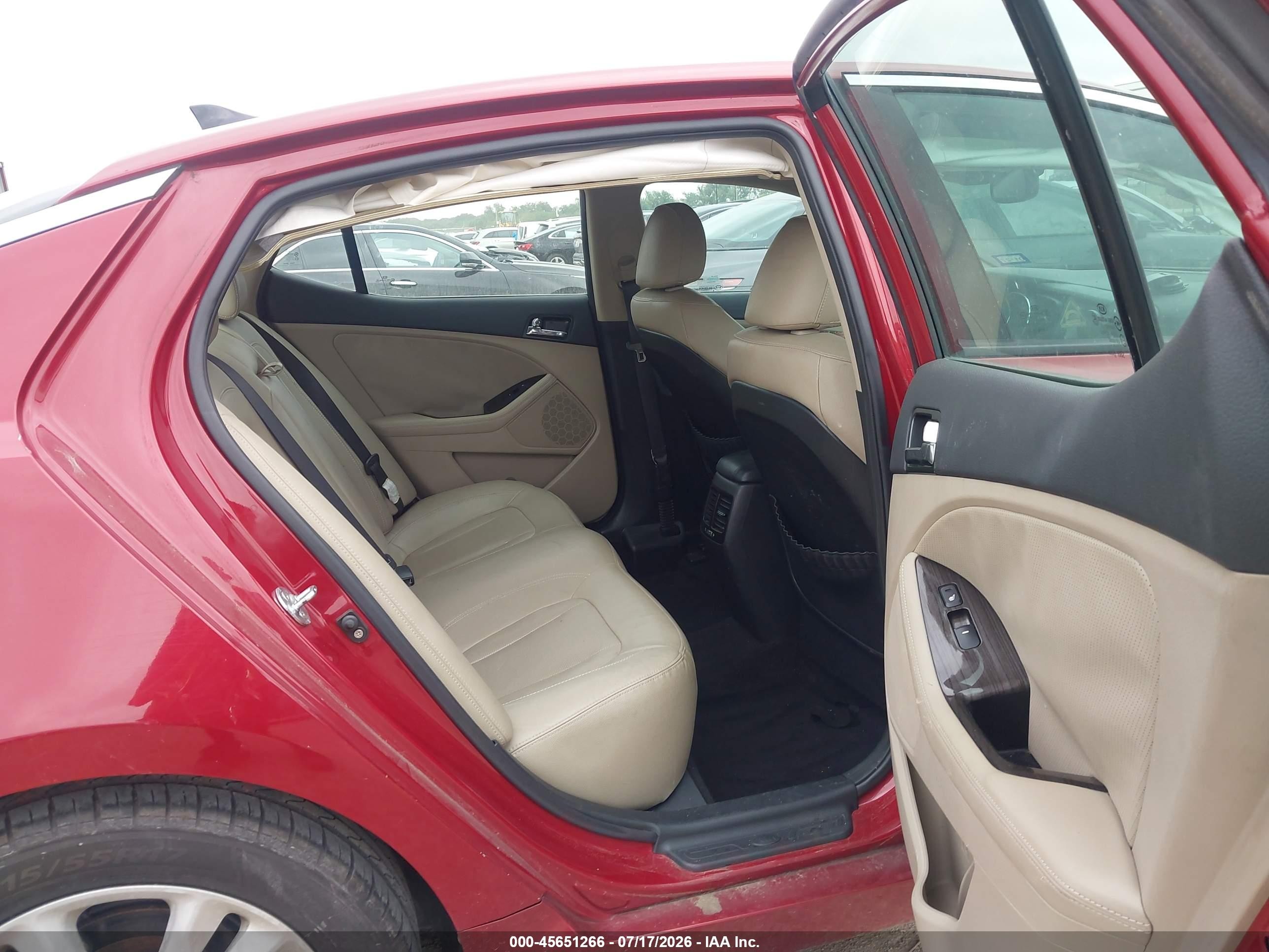 2011 Kia Optima Ex Red vin: KNAGN4A77B5064672