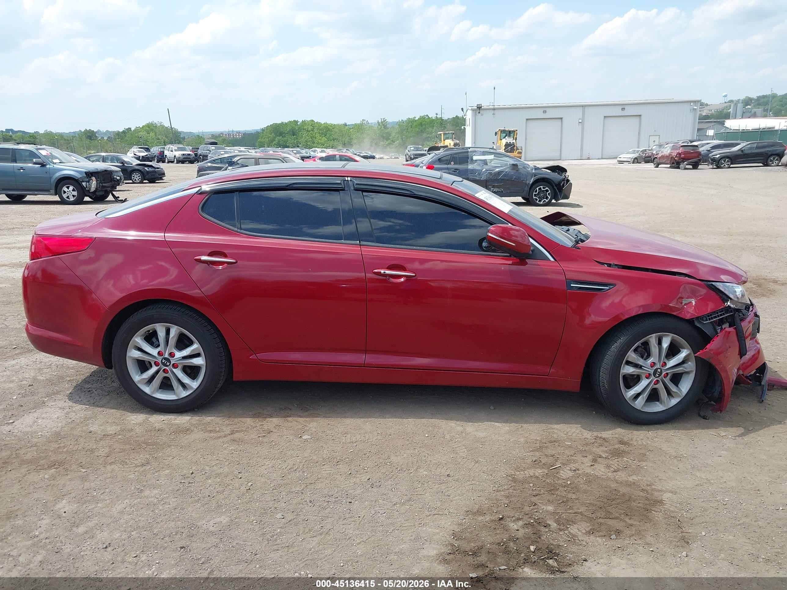 2011 Kia Optima Ex Red vin: KNAGN4A78B5062011