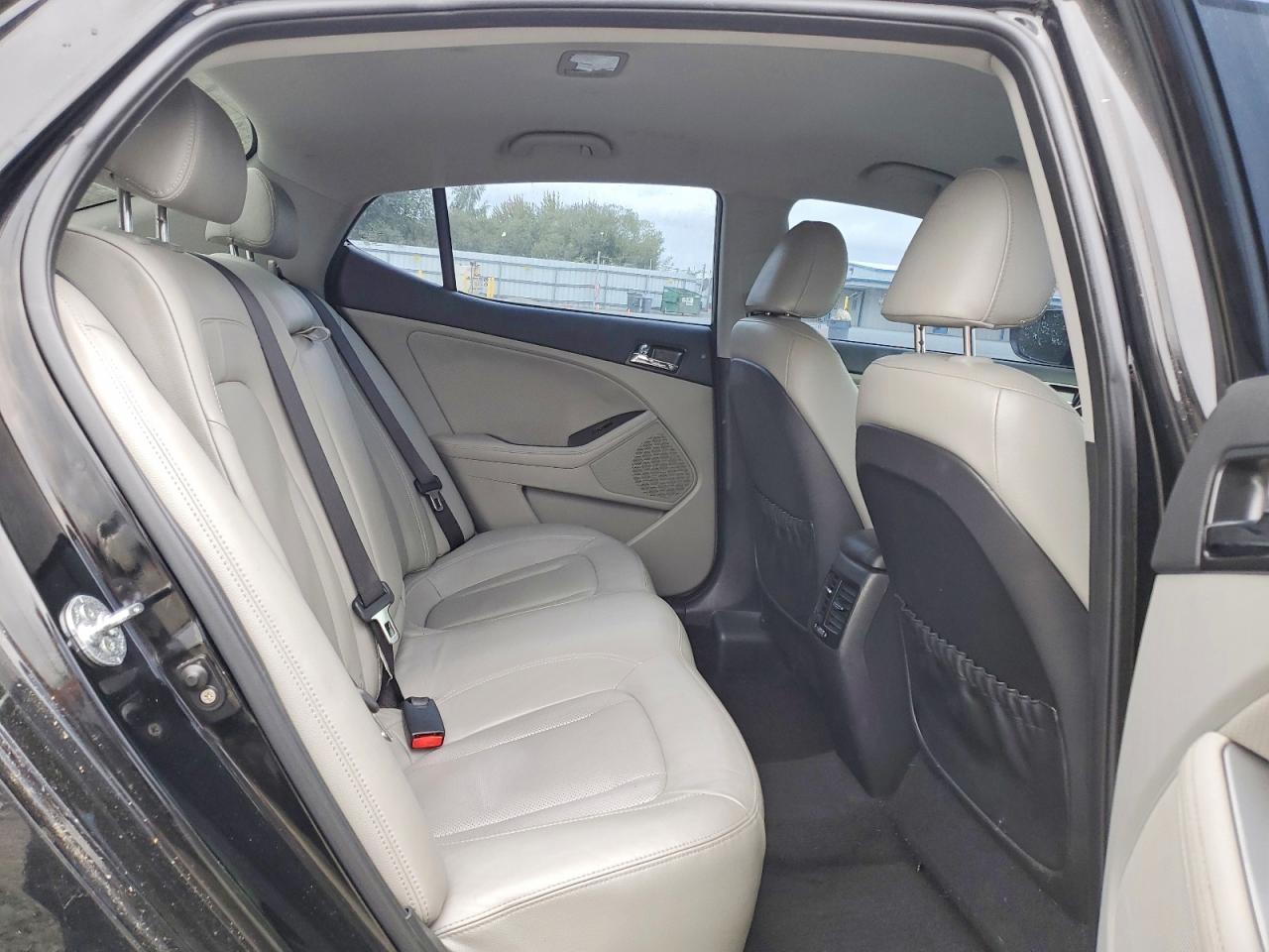 2011 Kia Optima Ex Black vin: KNAGN4A78B5144529
