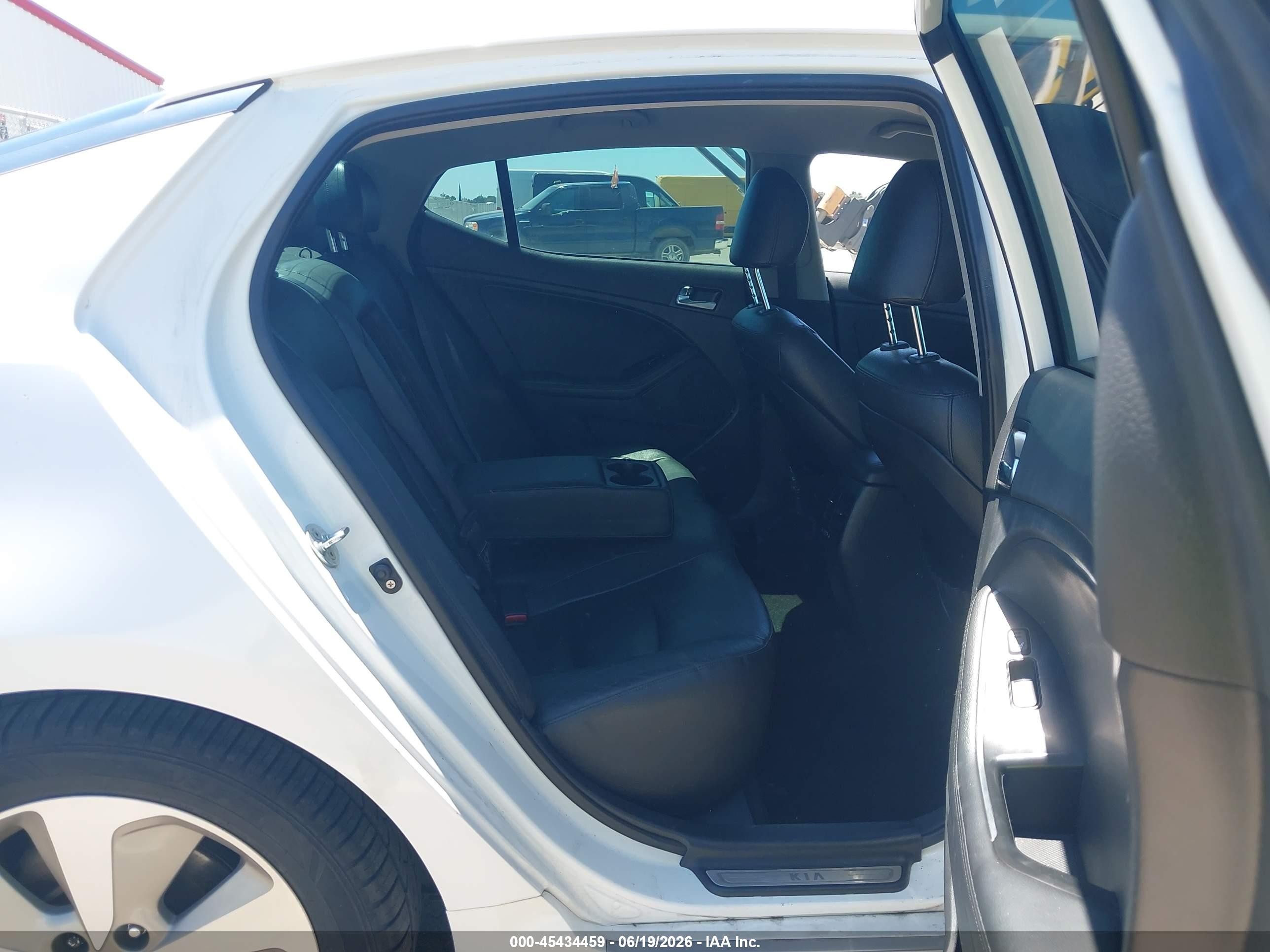 2014 Kia Optima Hybrid Ex White vin: KNAGN4AD3E5066588