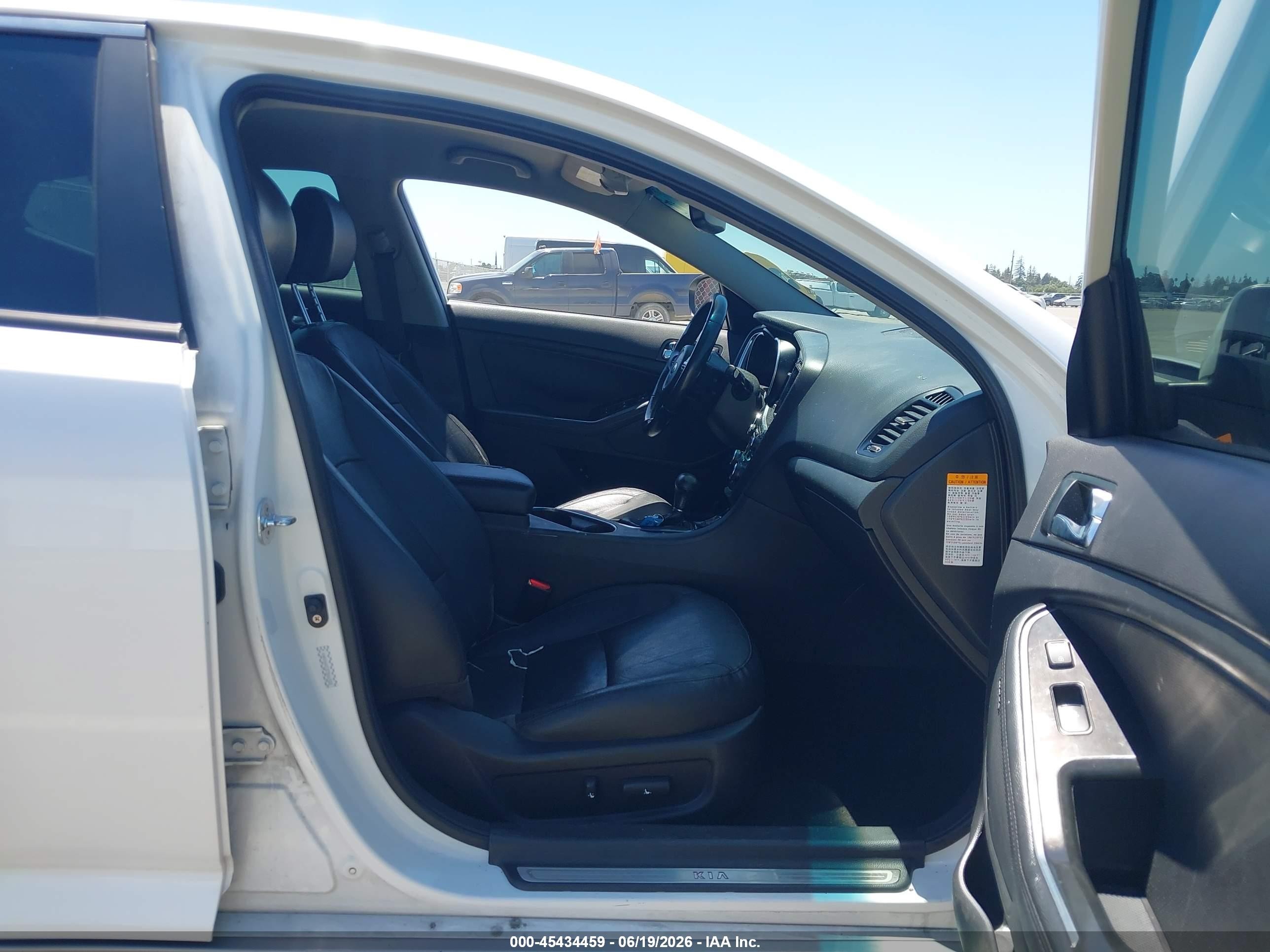 2014 Kia Optima Hybrid Ex White vin: KNAGN4AD3E5066588