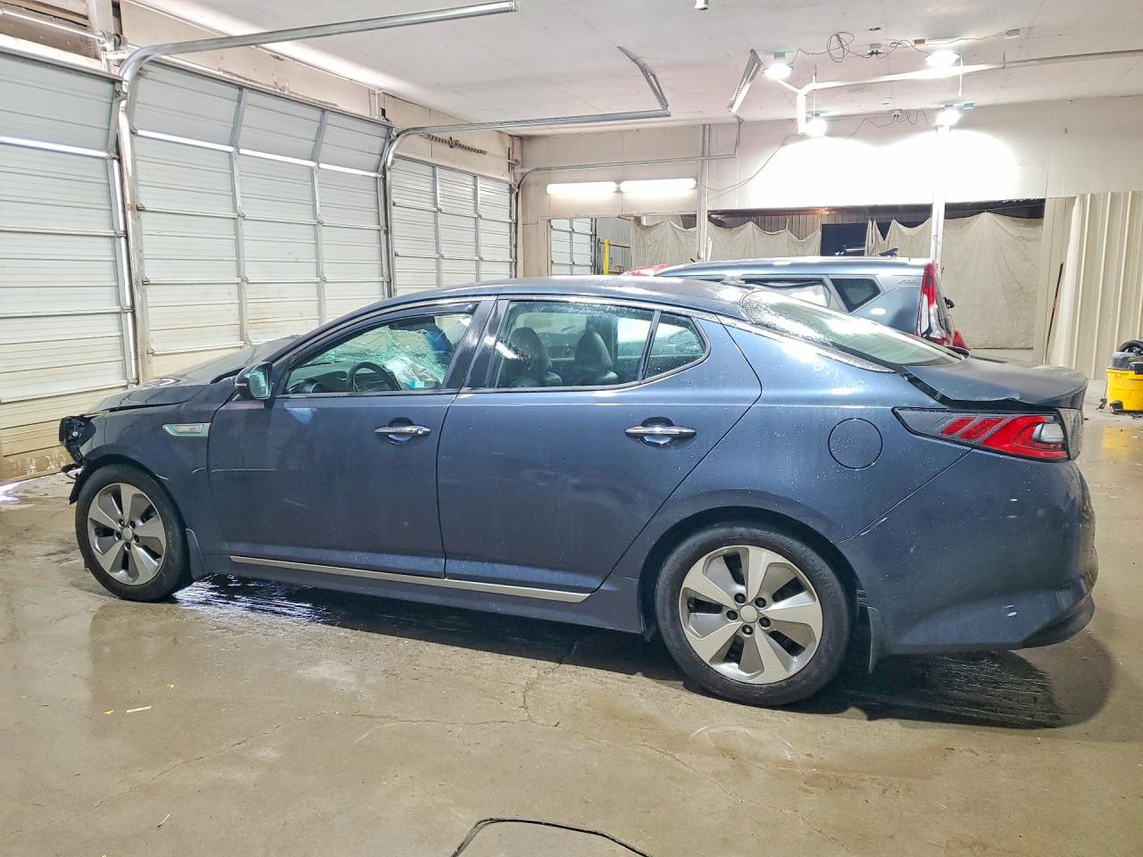 2015 Kia Optima Hybrid Blue vin: KNAGN4AD4F5090092