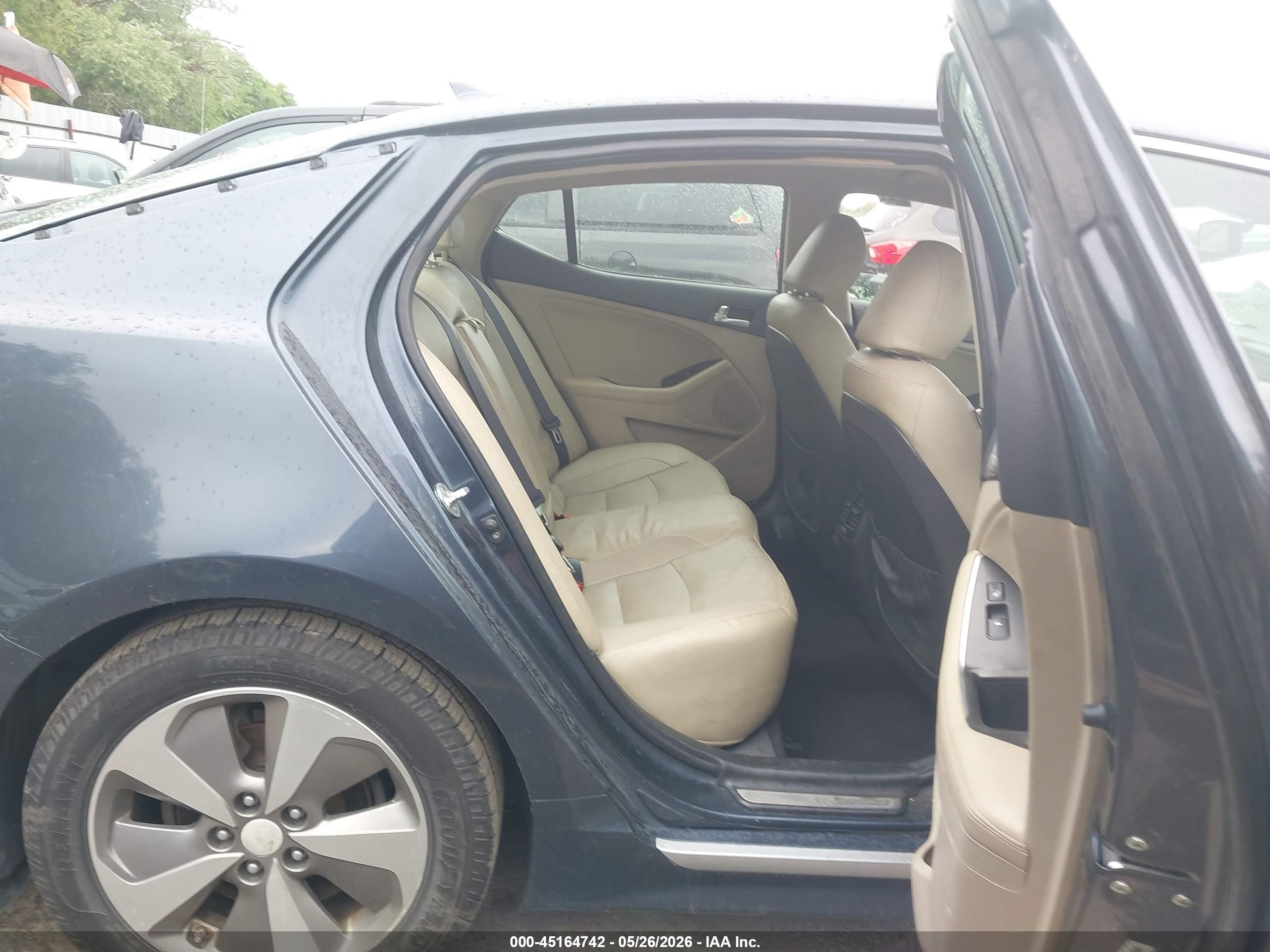 2014 Kia Optima Hybrid Ex Dark Blue vin: KNAGN4AD6E5074748