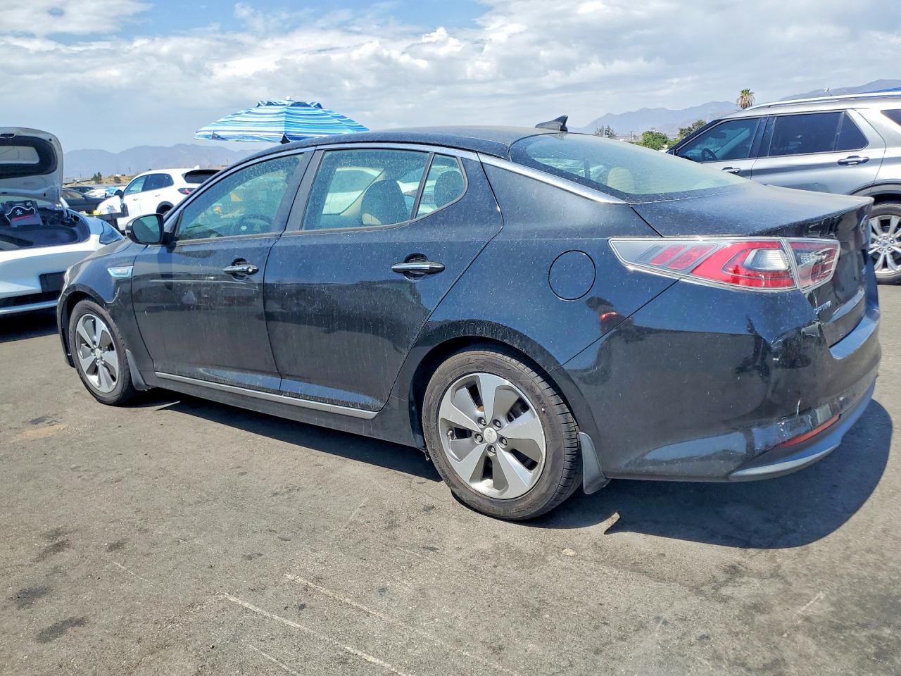 2015 Kia Optima Hybrid Black vin: KNAGN4AD7F5080026