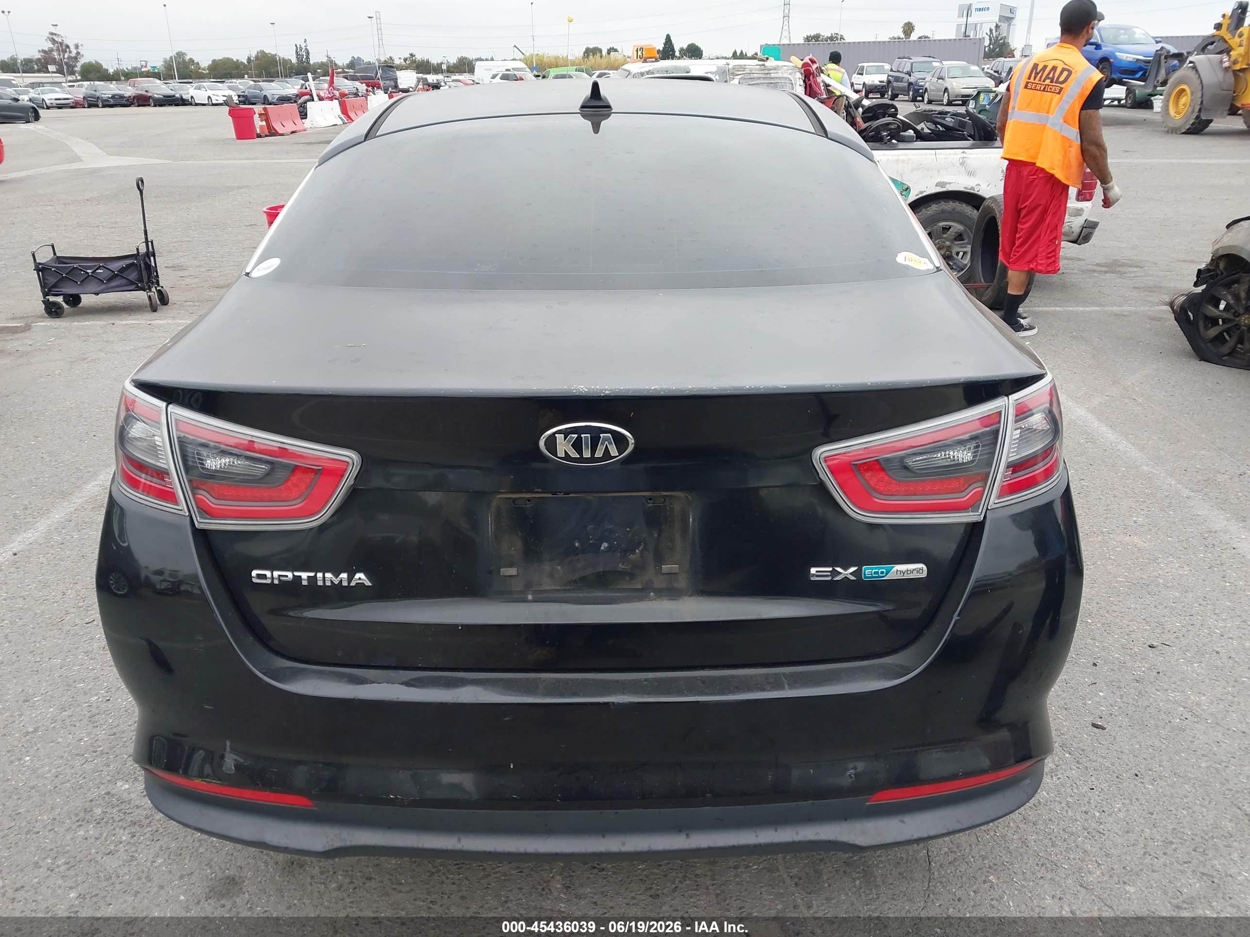 2014 Kia Optima Hybrid Ex Black vin: KNAGN4ADXE5070394